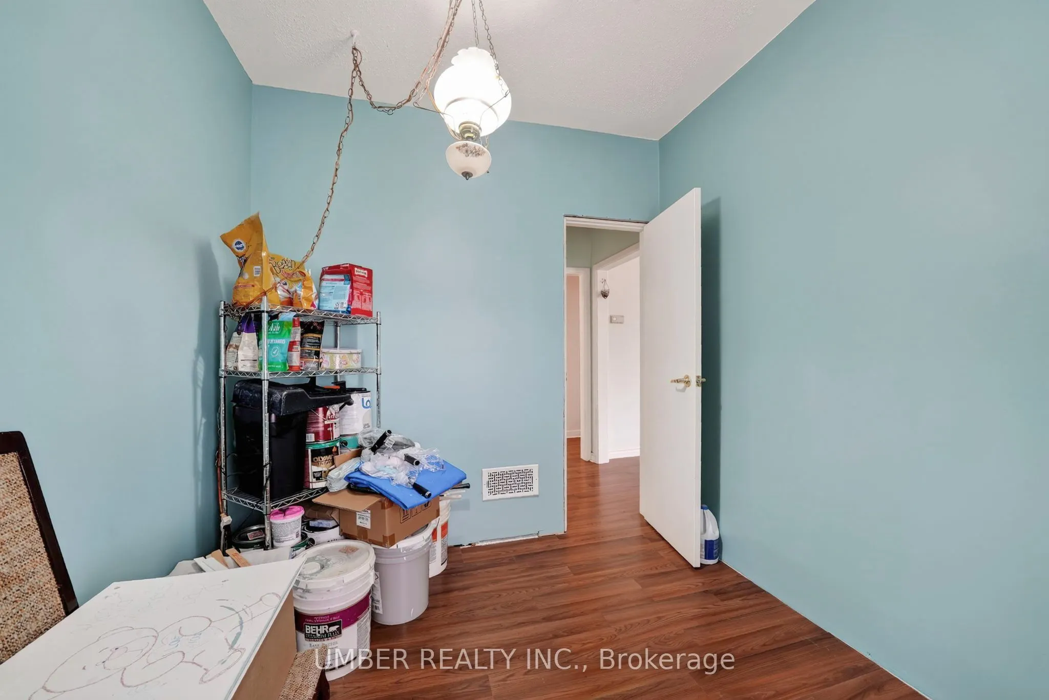 3318 Main Street