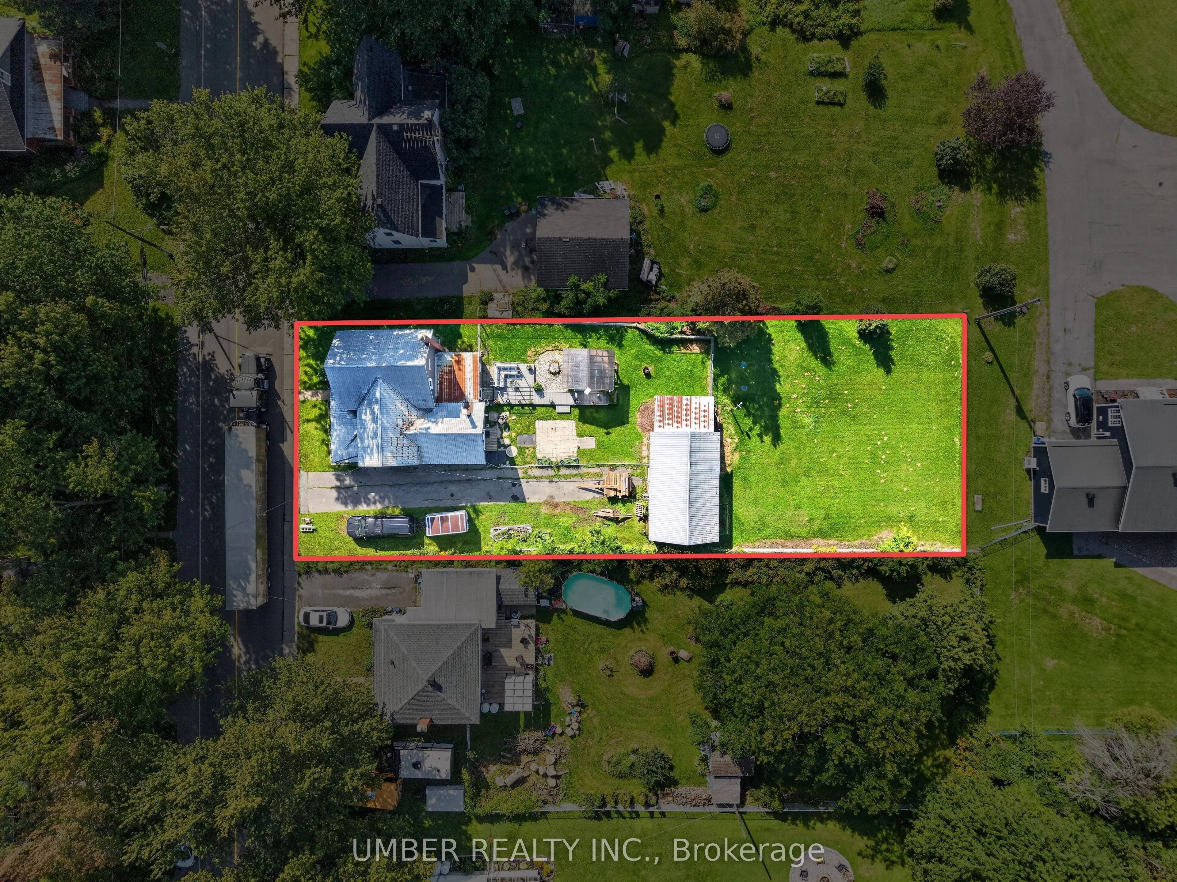 3318 Main Street