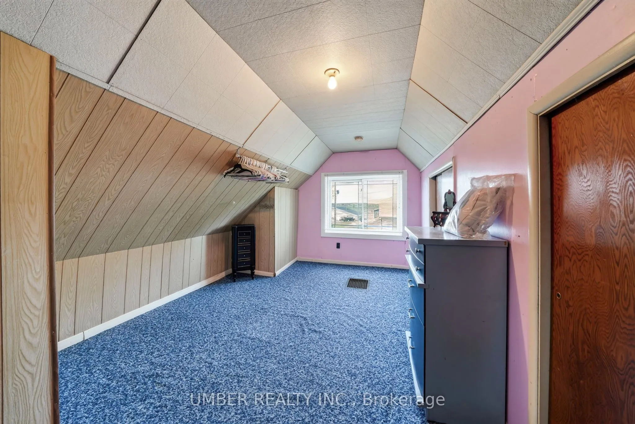 3318 Main Street