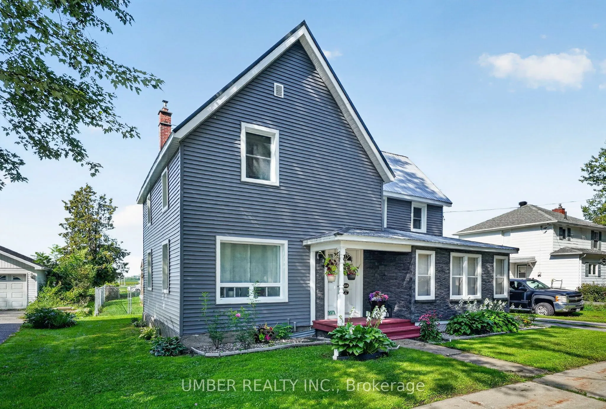 3318 Main Street