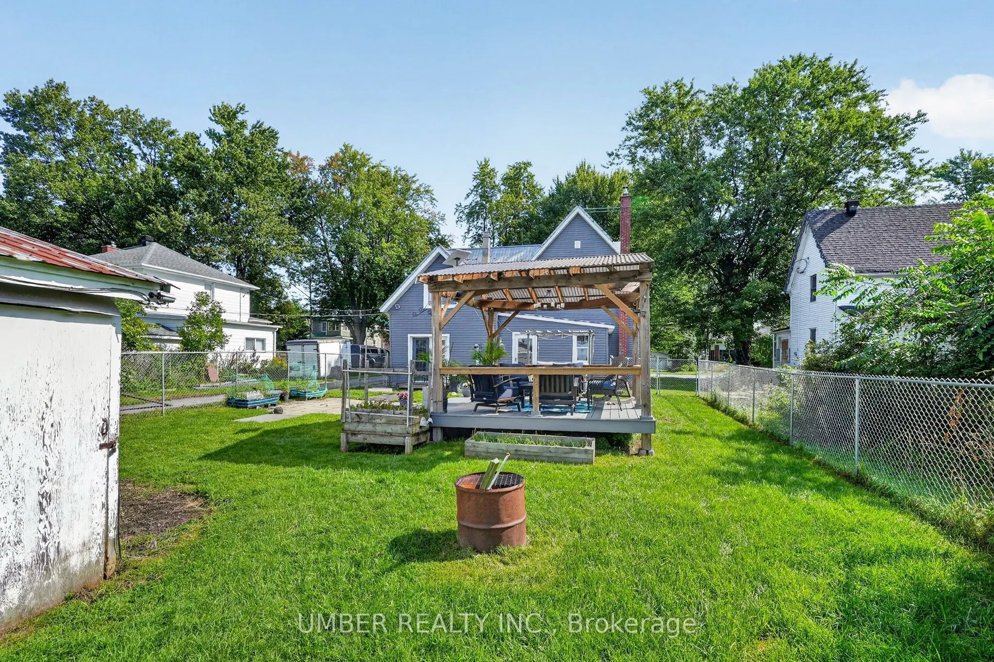 3318 Main Street