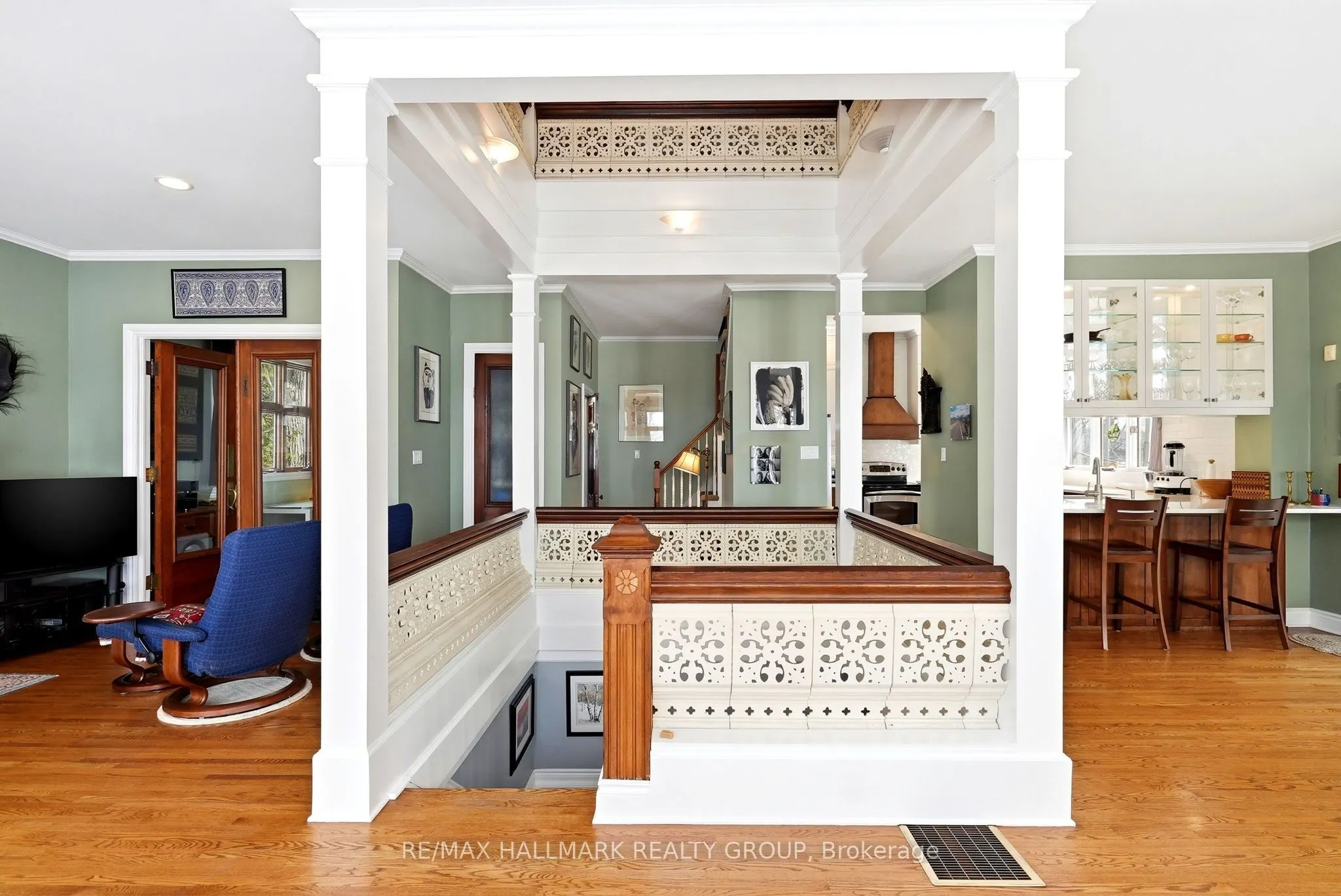 53 Scrivens Street