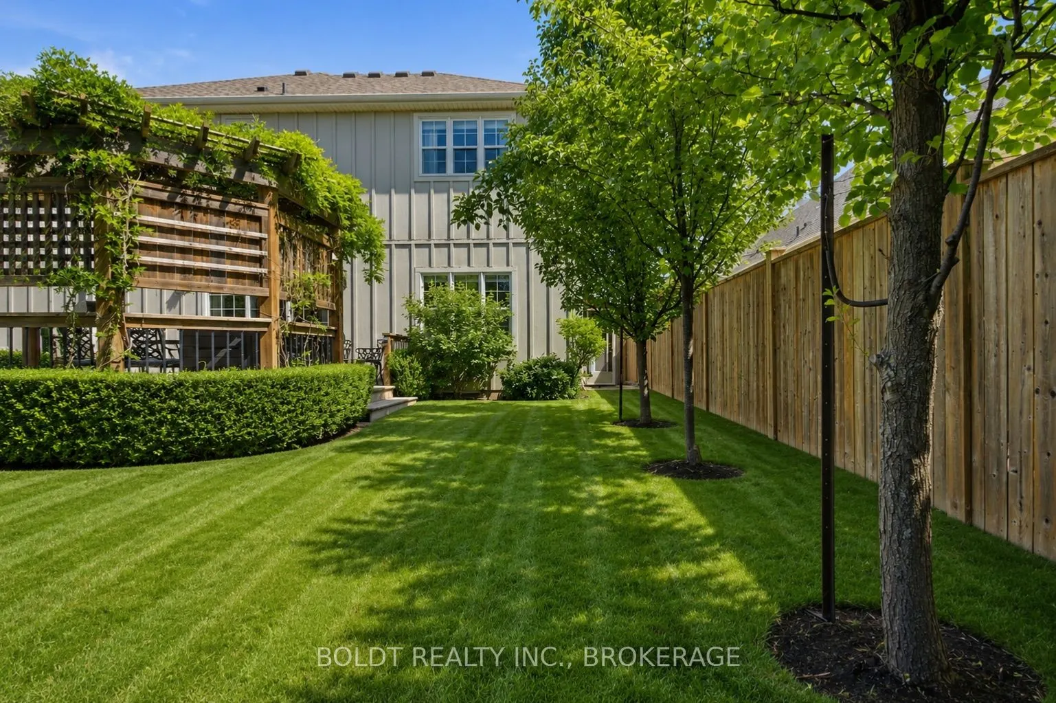 5 Gossen Drive