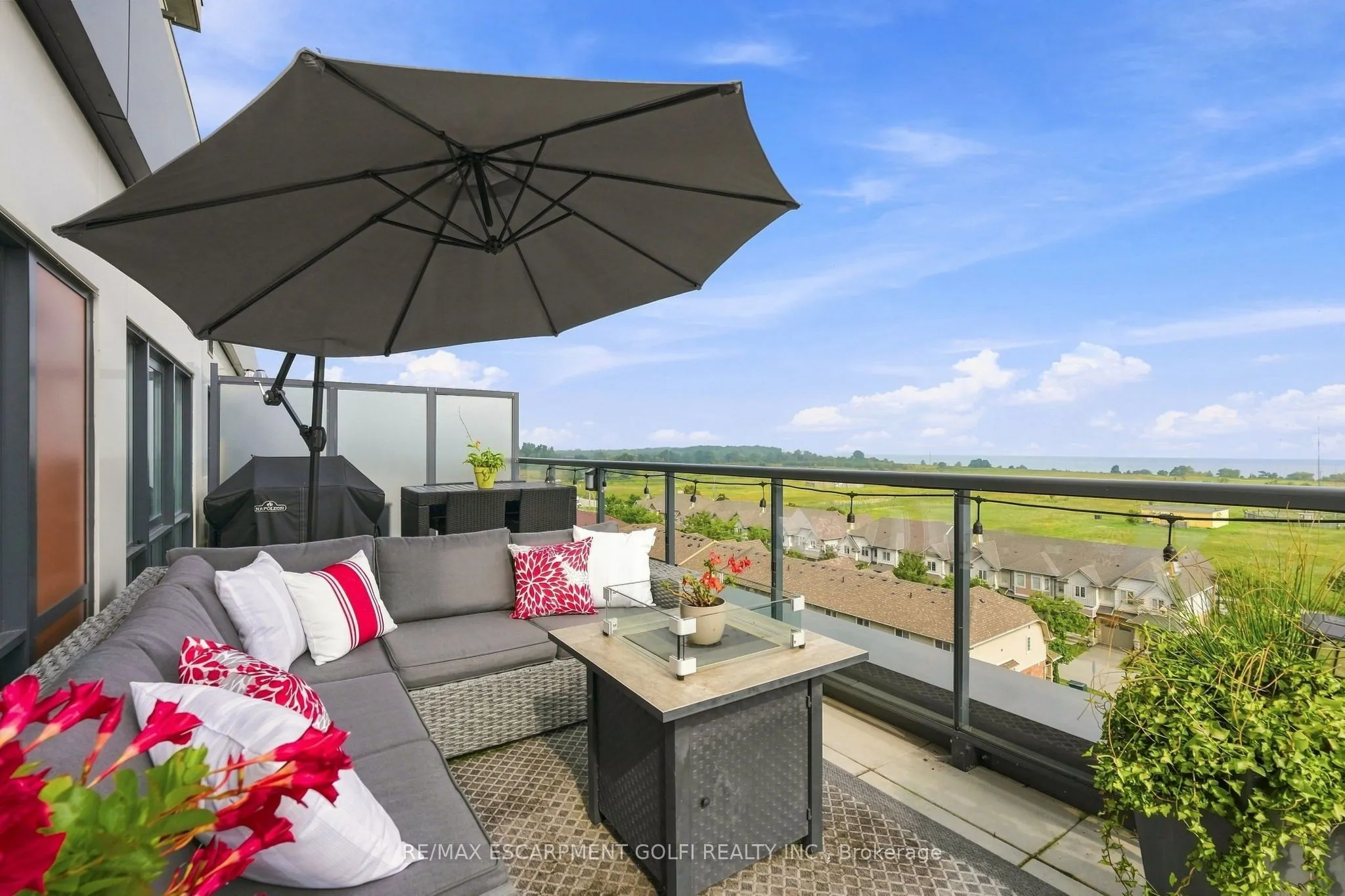 550 North Service Road #607