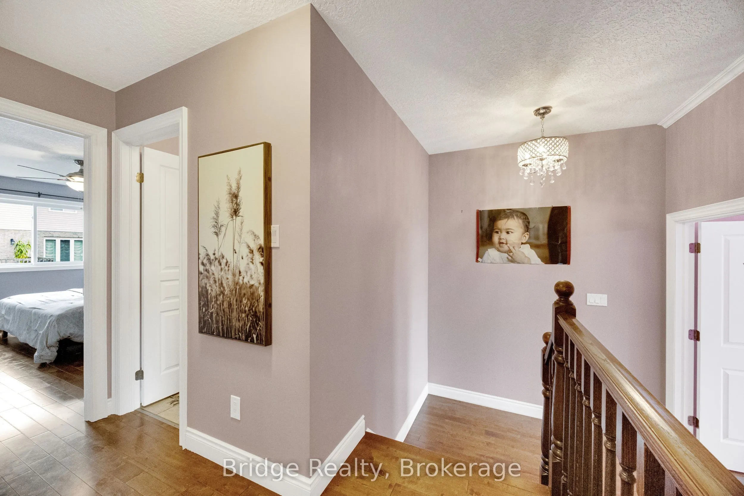 880 Frontenac Crescent