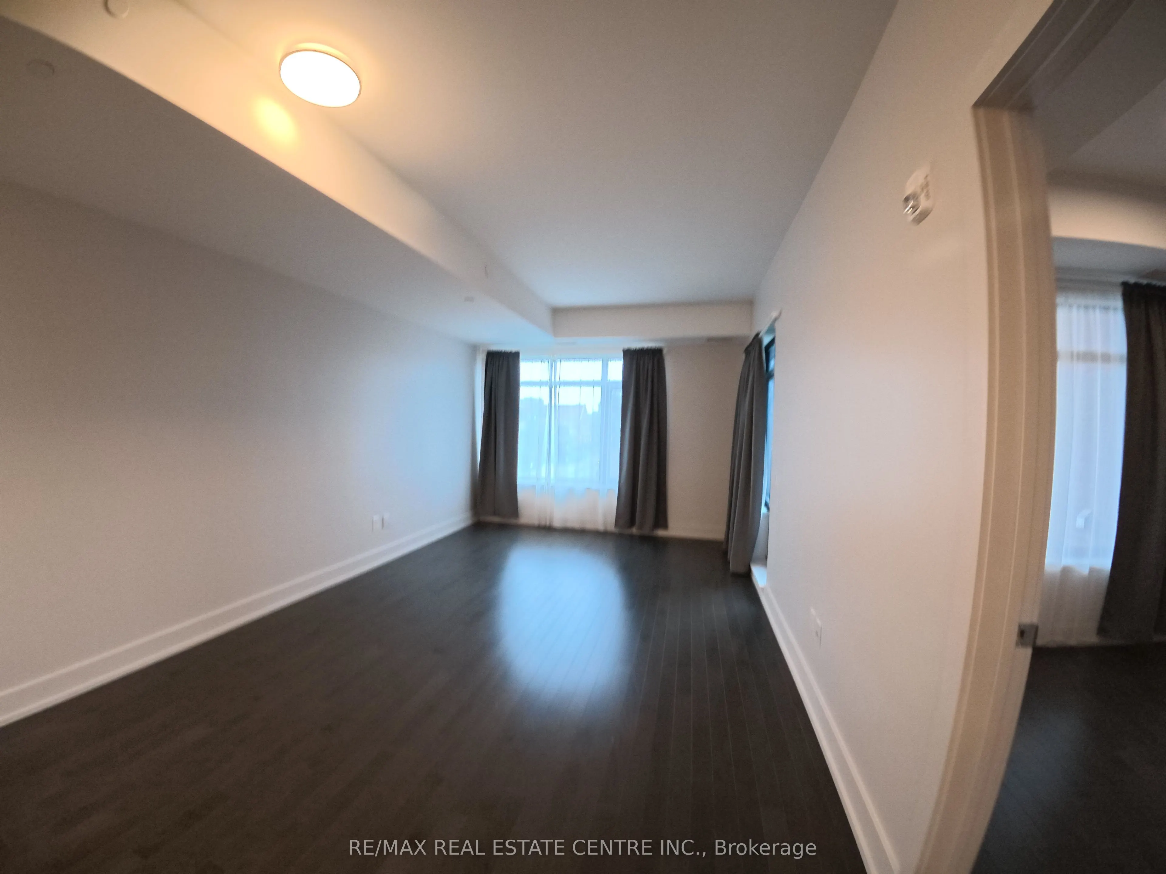 60 SPRINGHURST Avenue #405