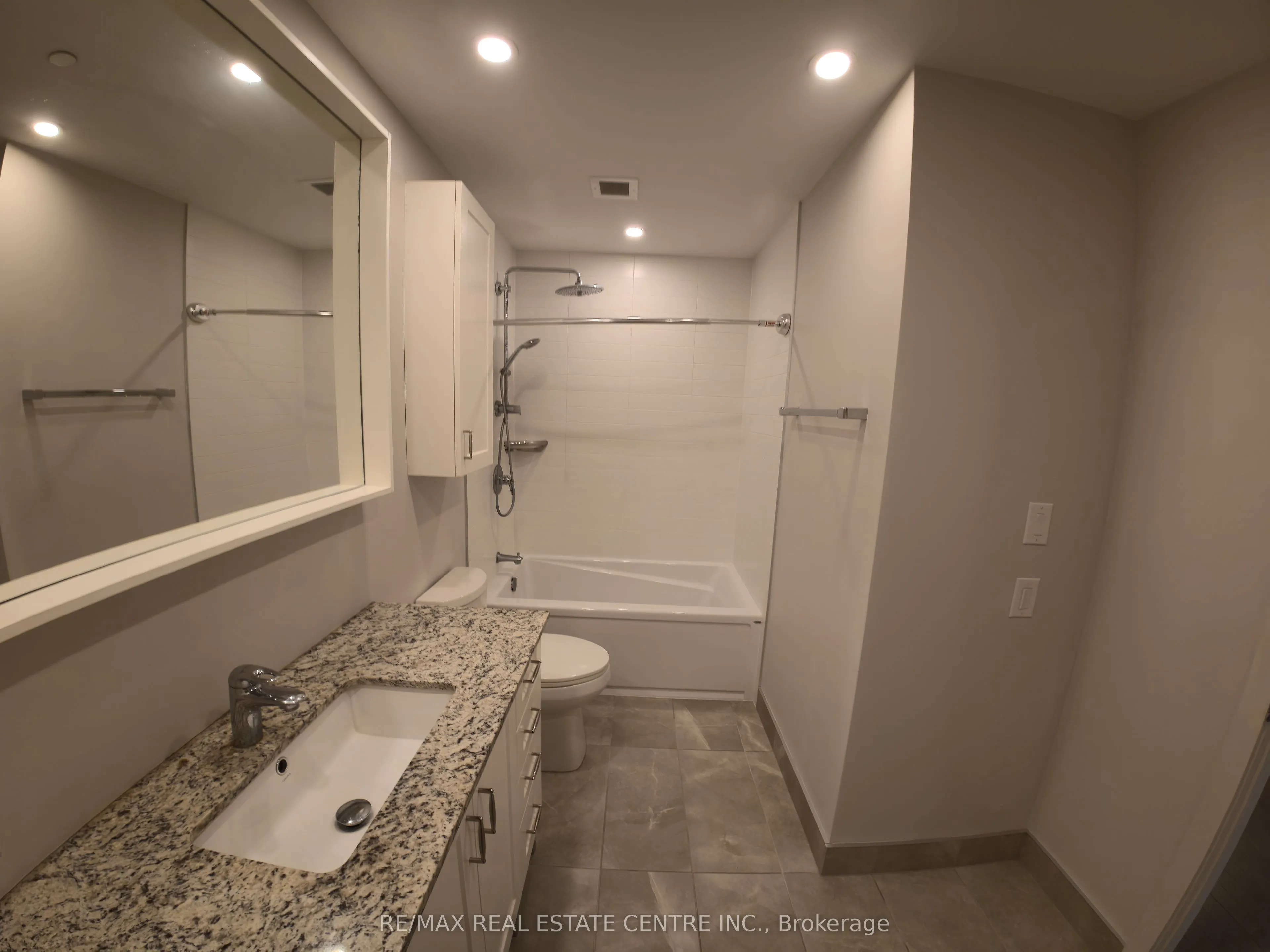 60 SPRINGHURST Avenue #405