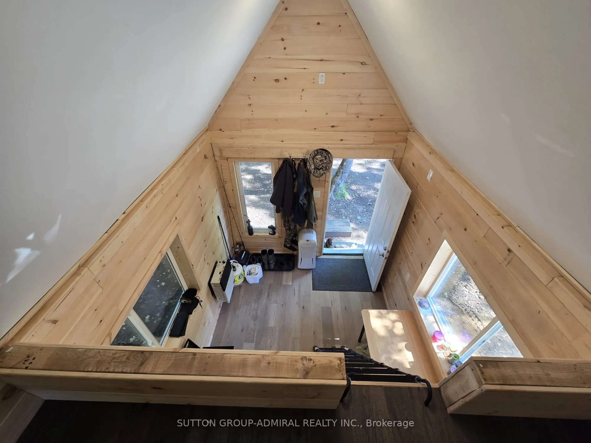 1135 ROSS LAKE Road
