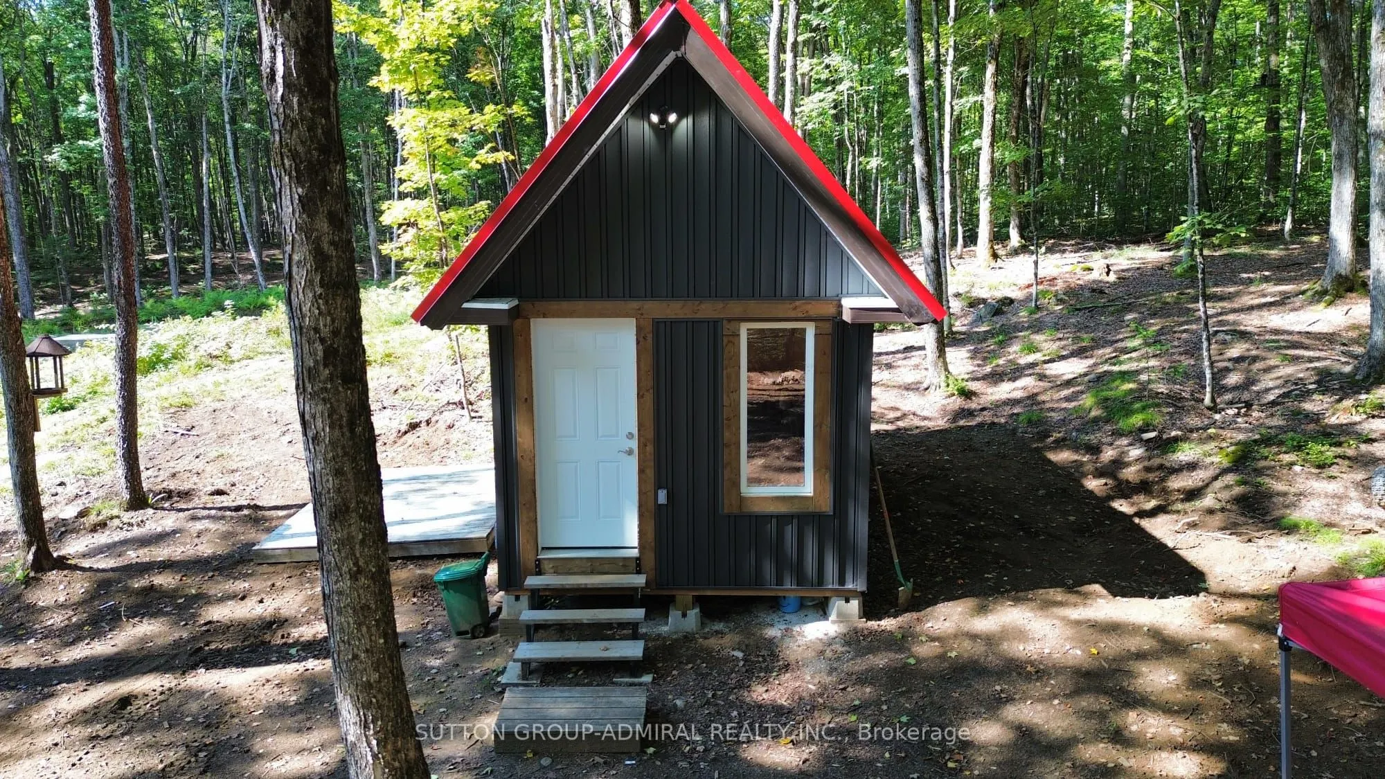 1135 ROSS LAKE Road