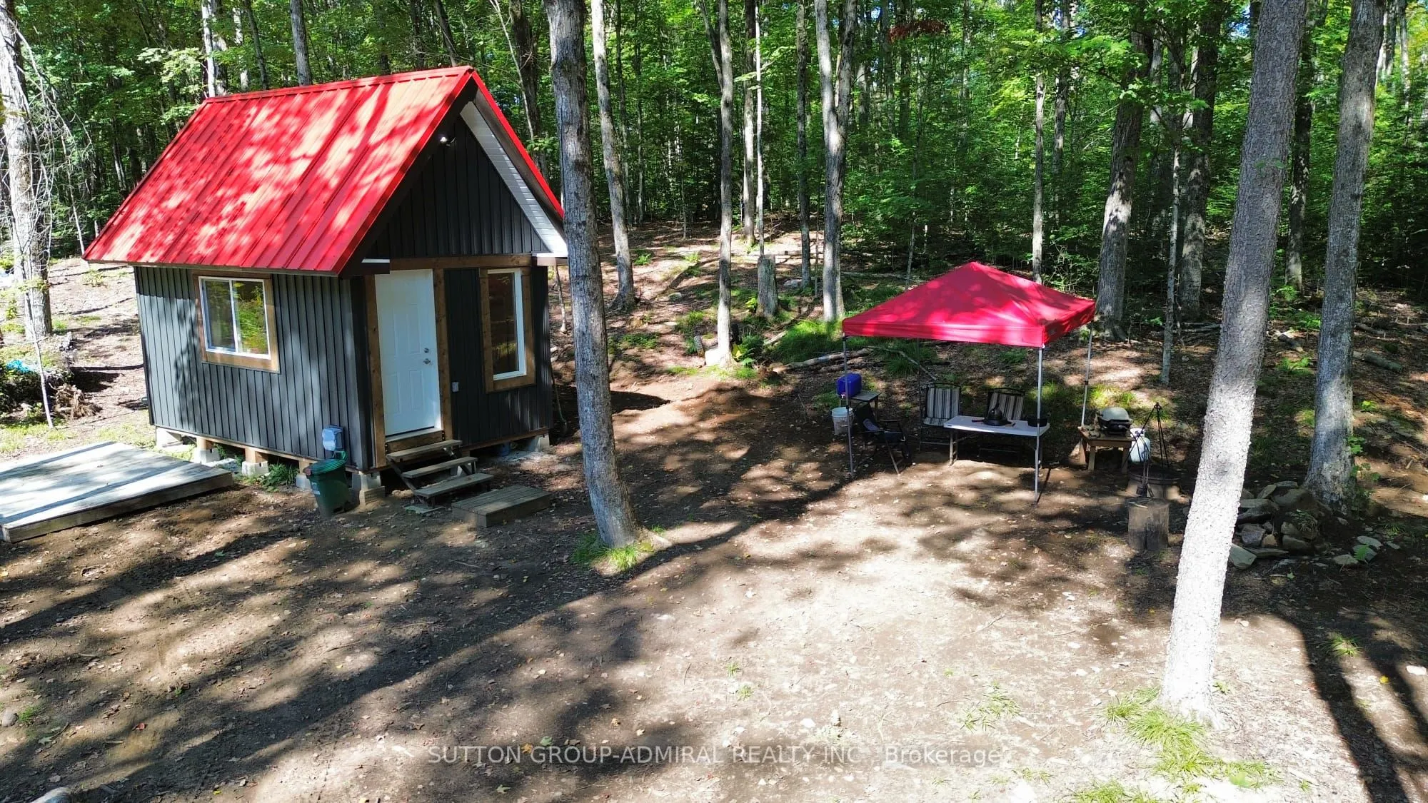 1135 ROSS LAKE Road