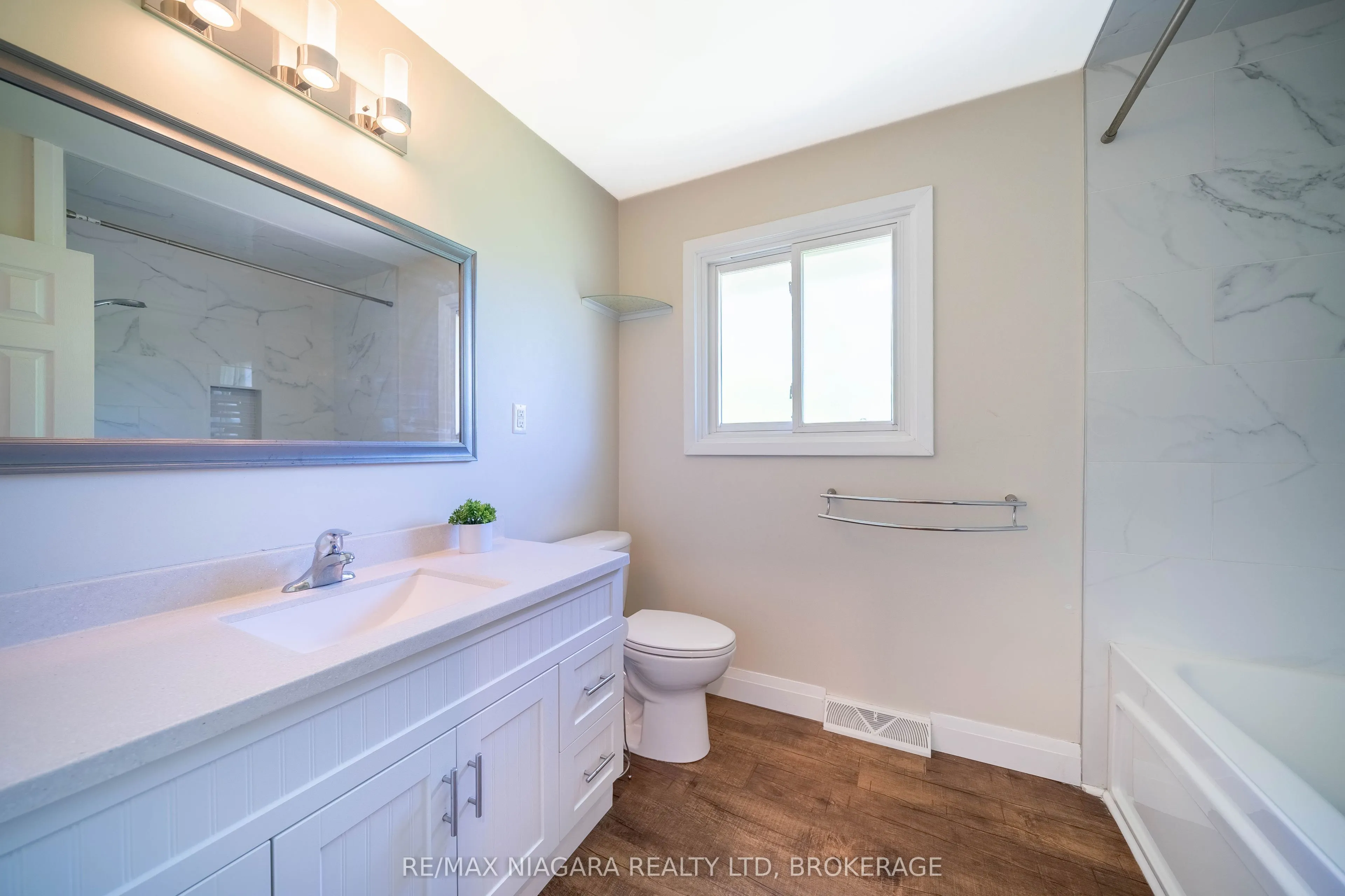 15 Springbank Drive