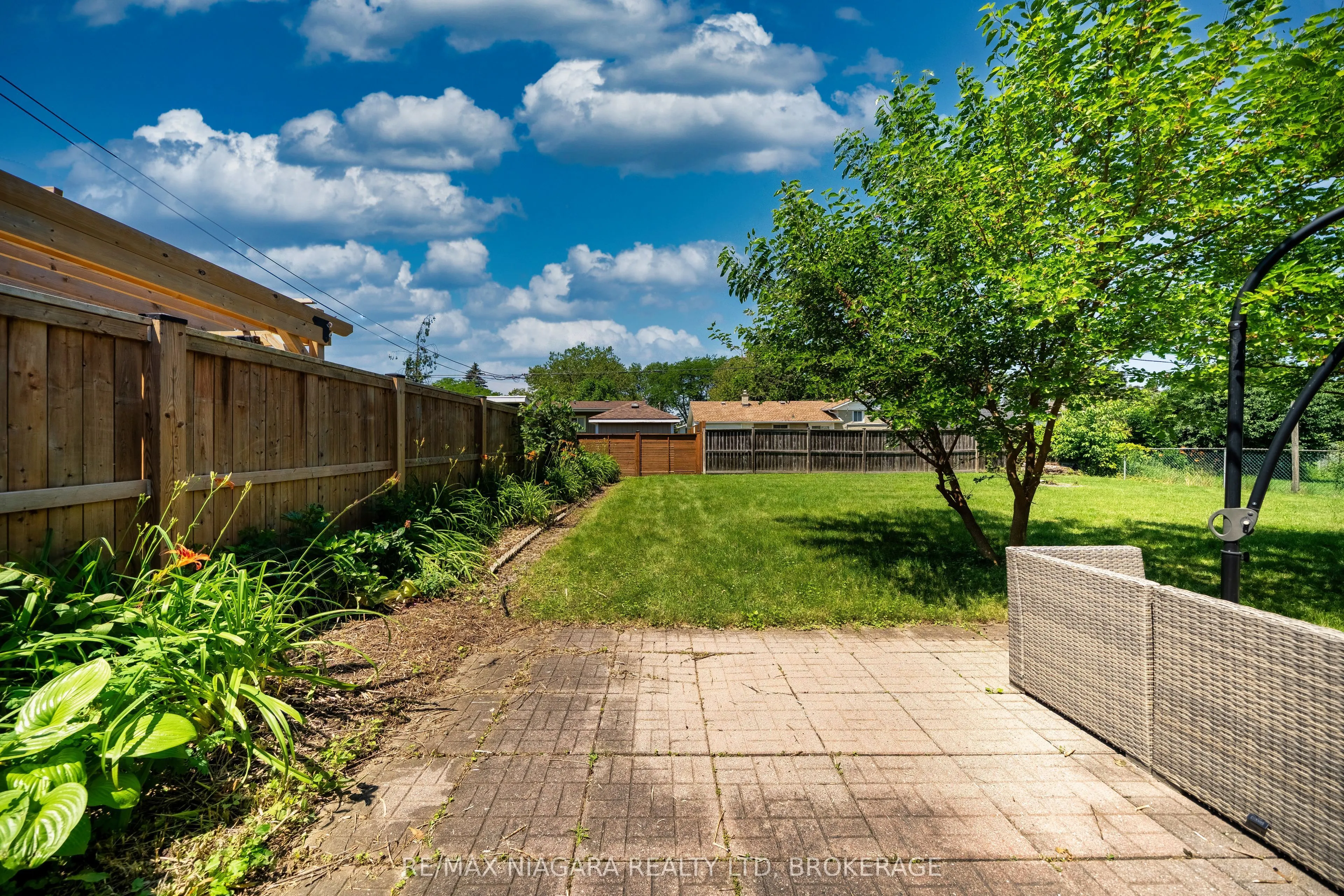15 Springbank Drive
