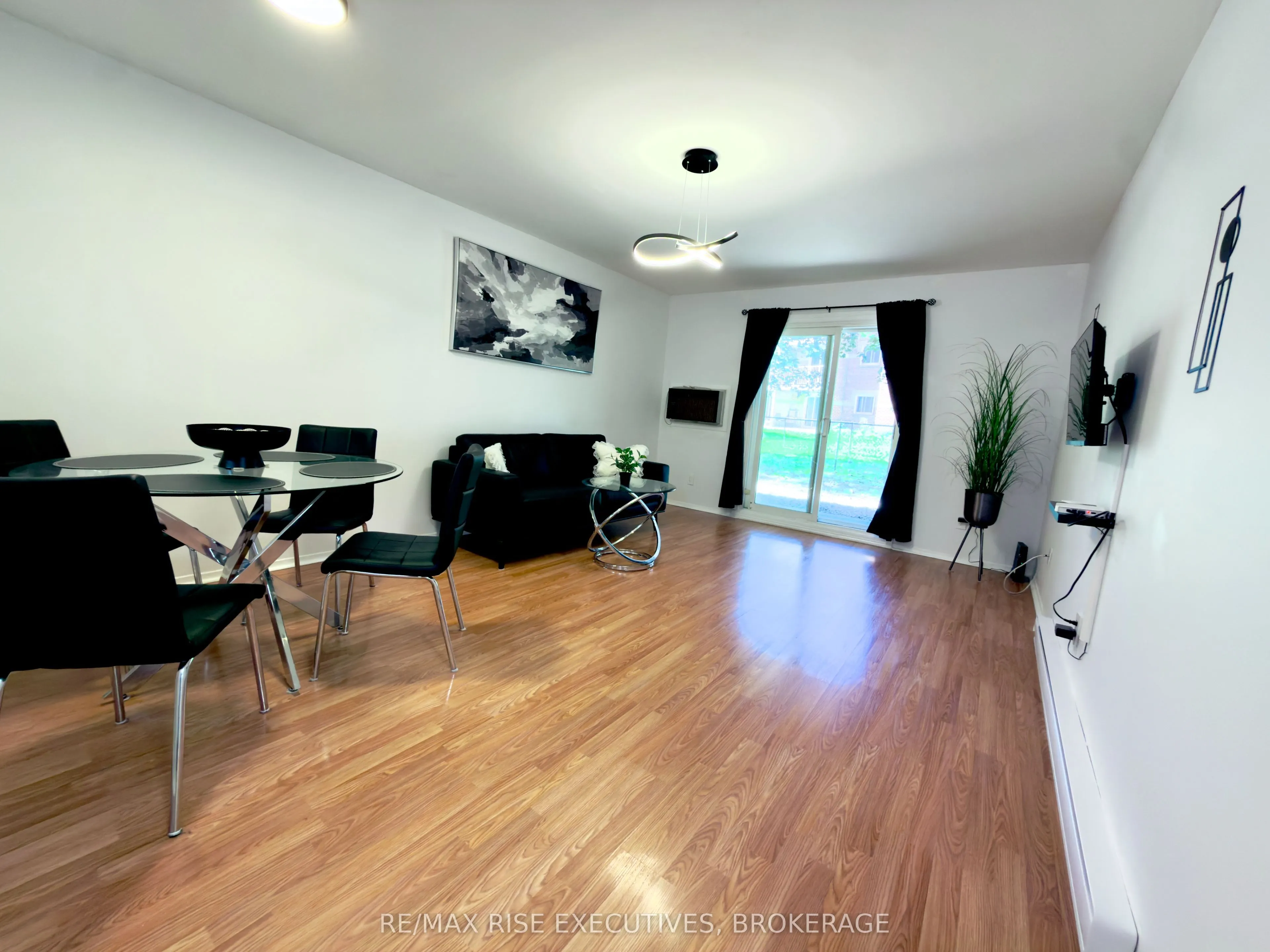 573 Armstrong Road #101