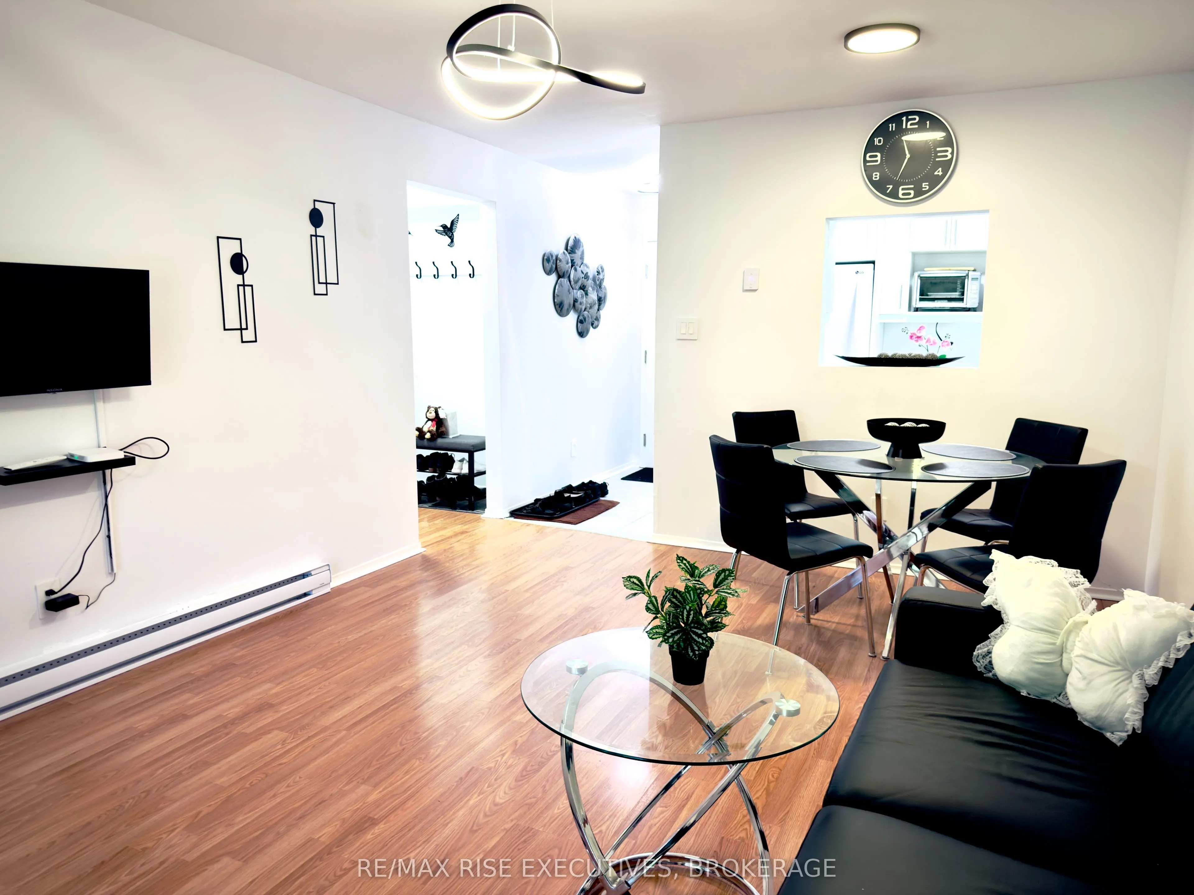 573 Armstrong Road #101