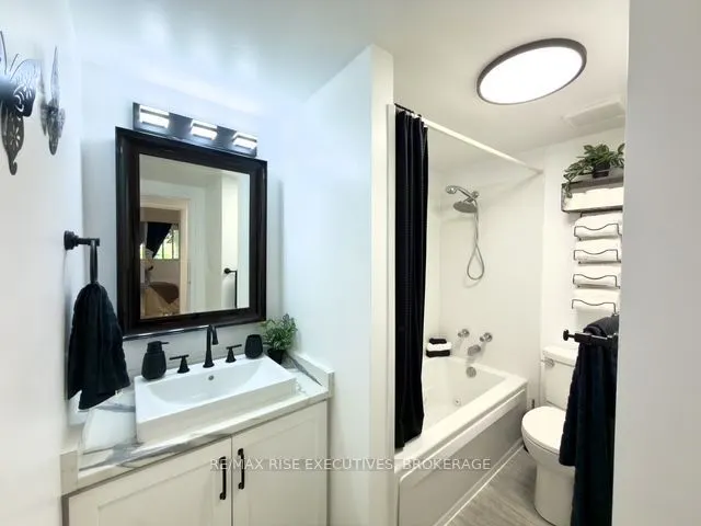 573 Armstrong Road #101