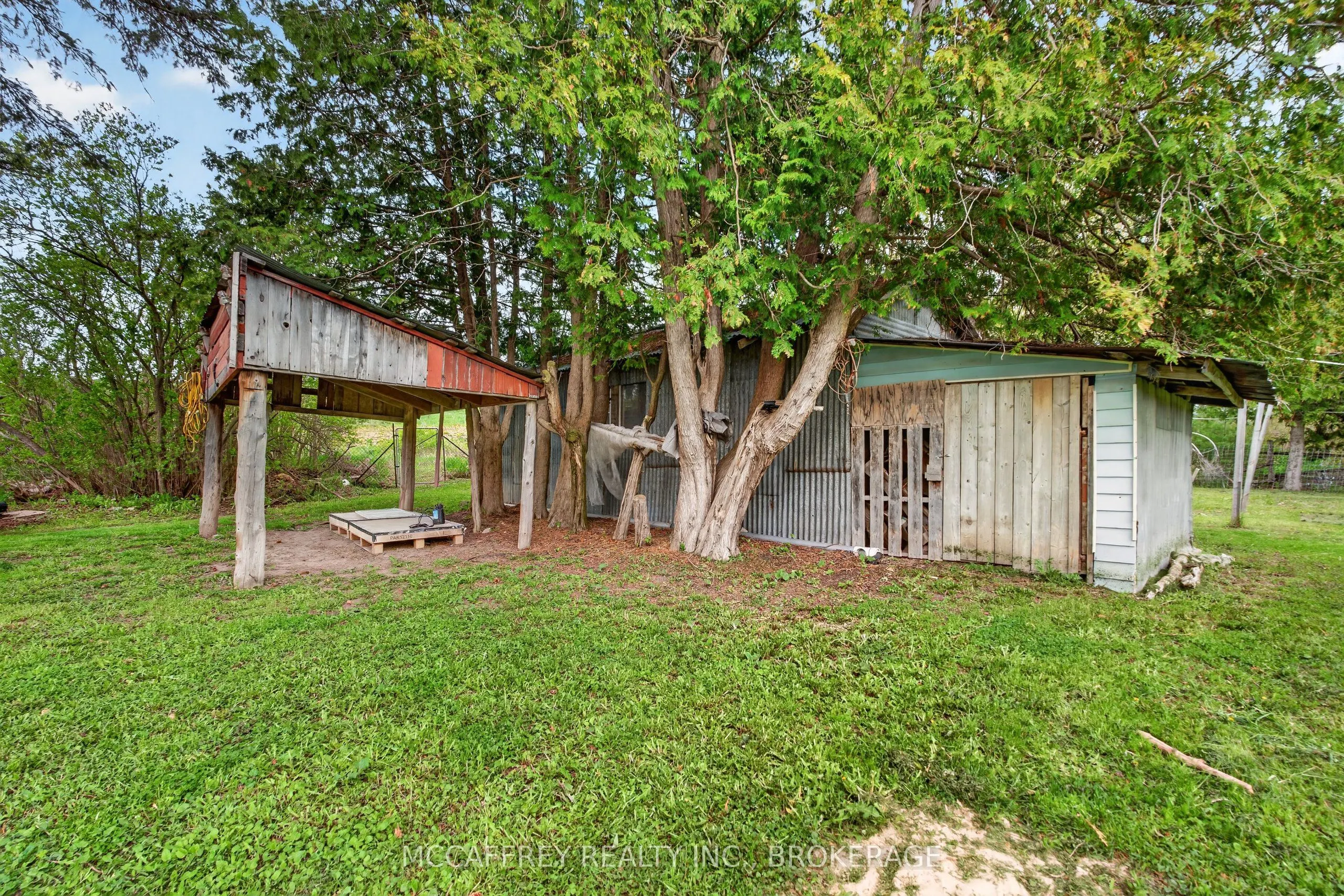 476 Hoards Road