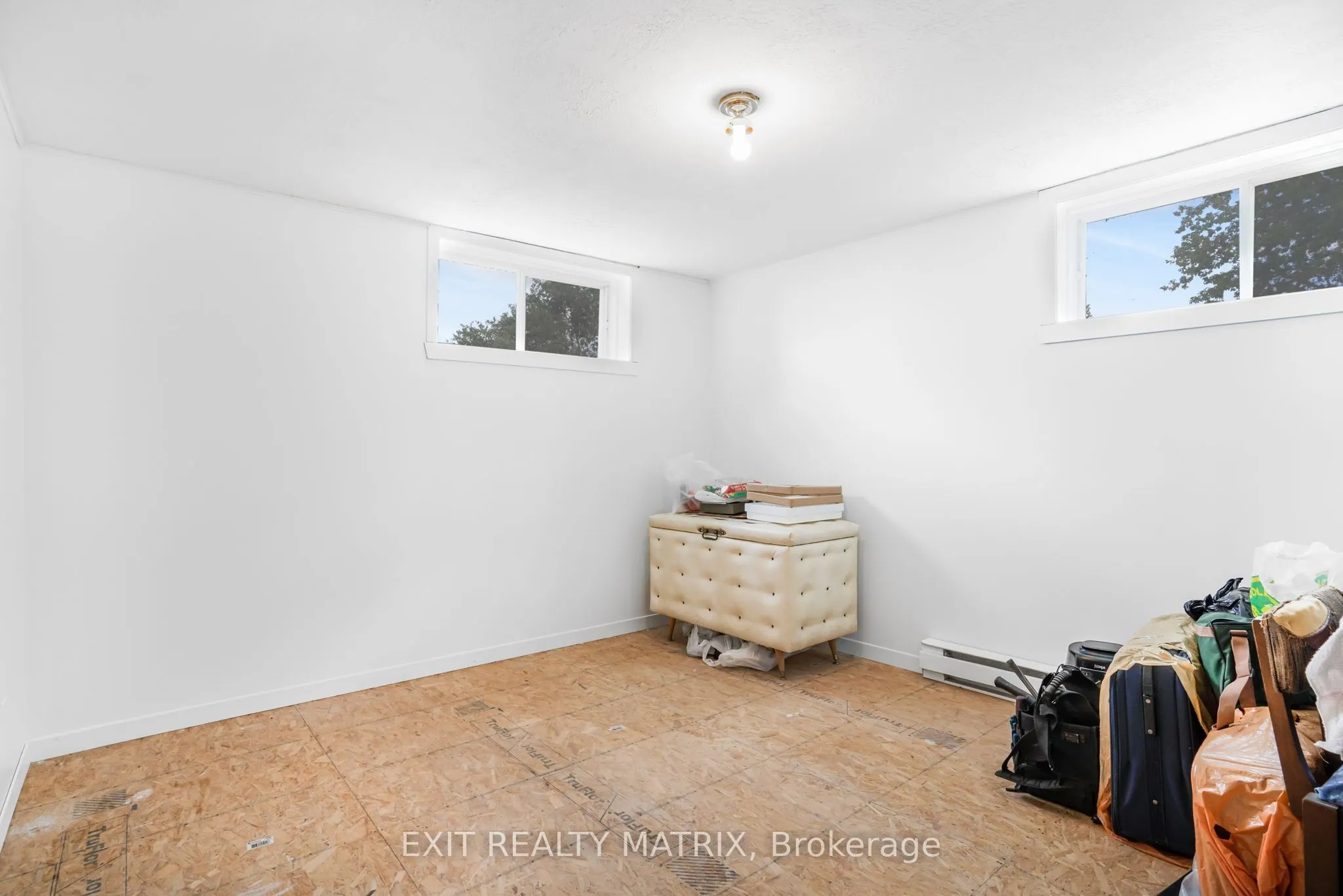 33 Frost Avenue