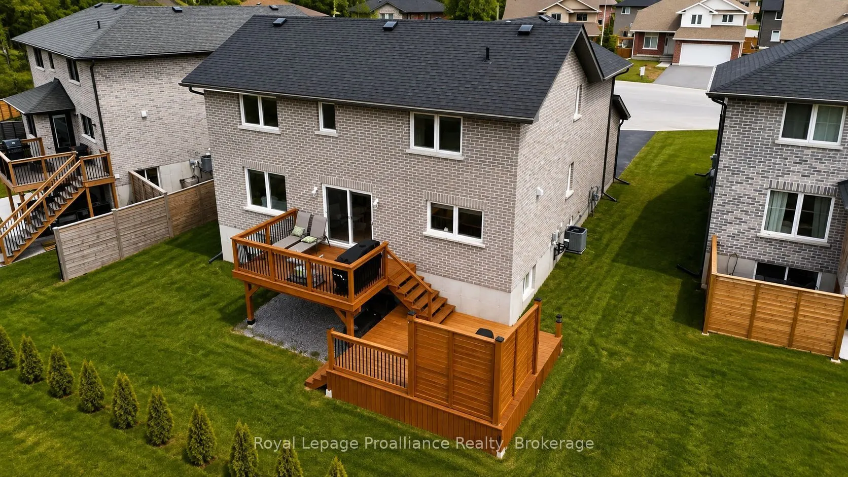 55 Lanark Drive