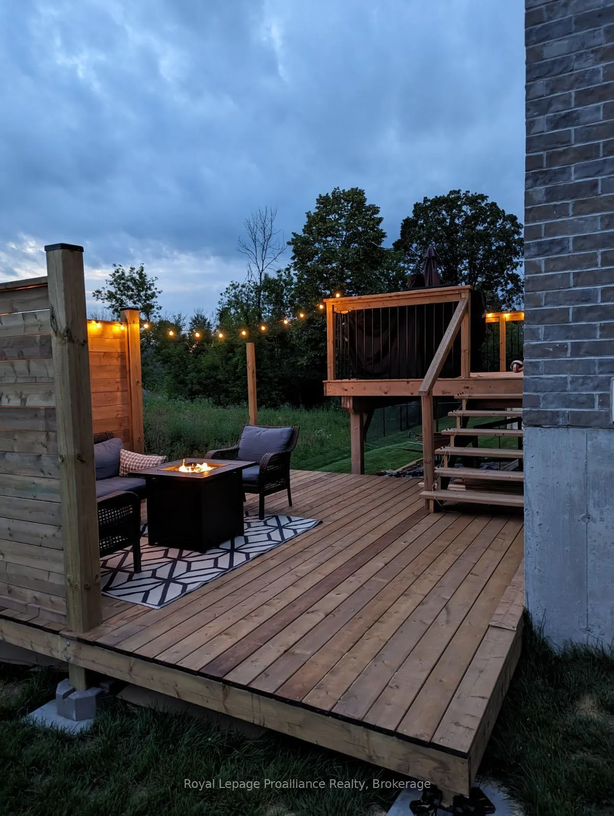 55 Lanark Drive
