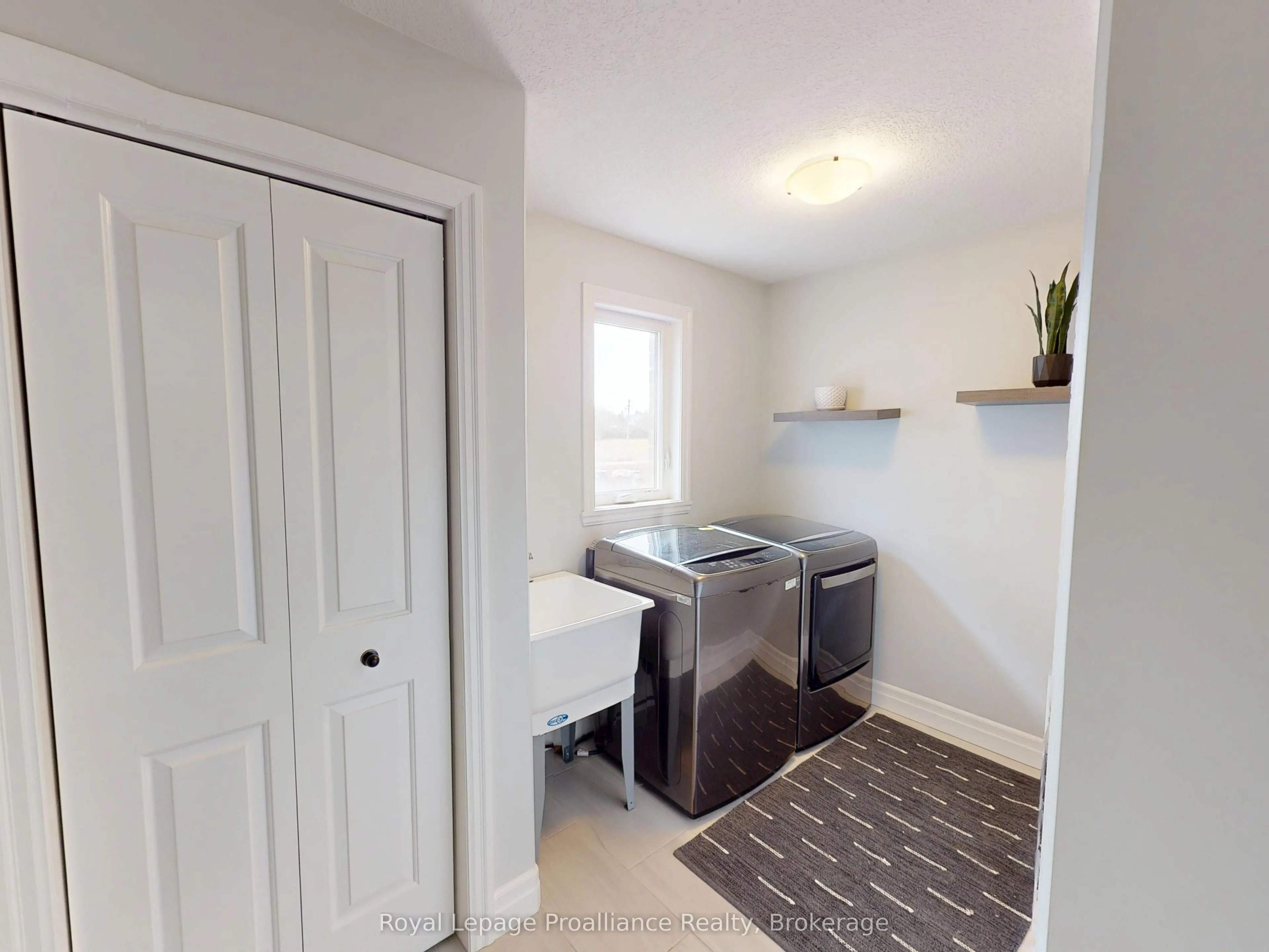 55 Lanark Drive