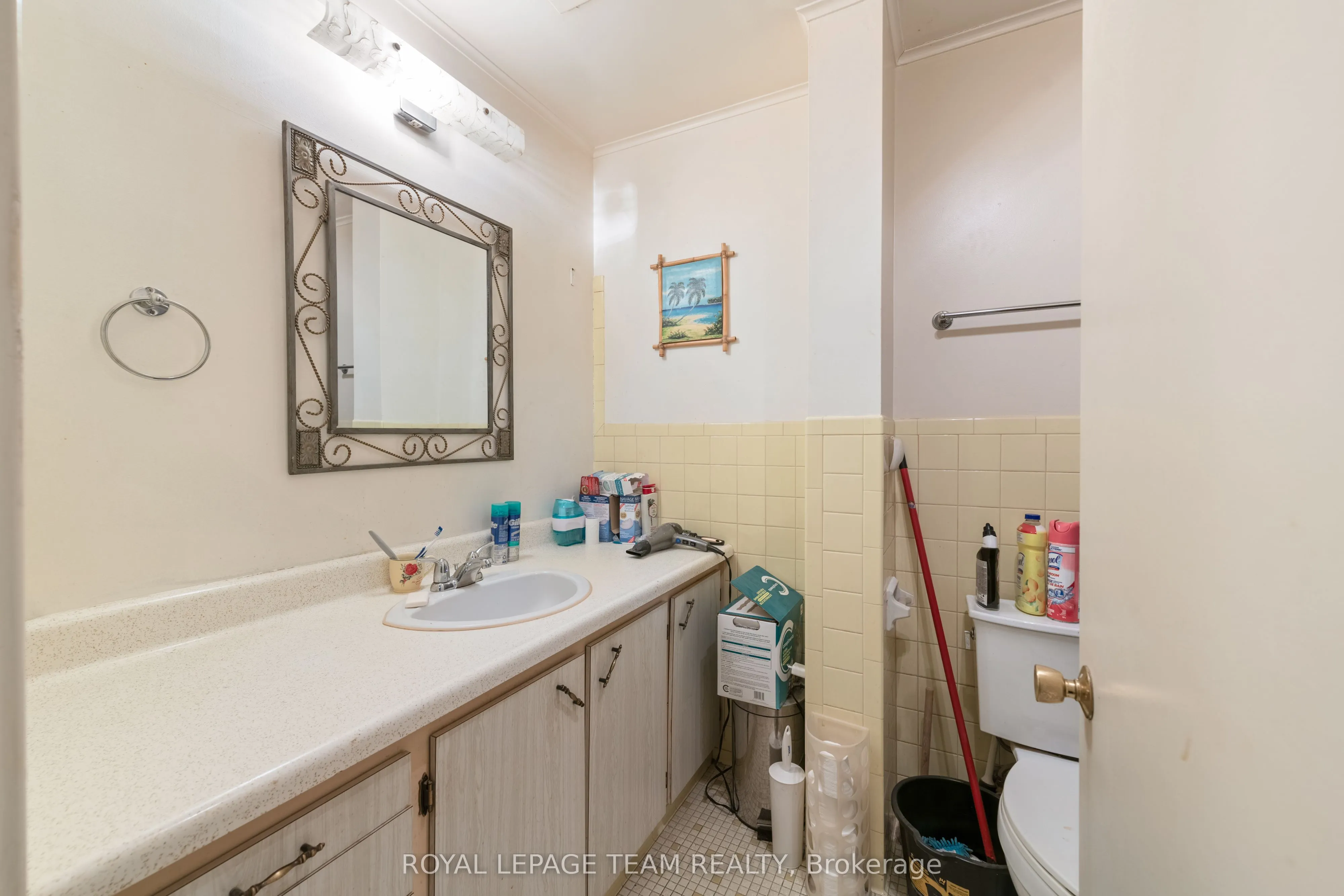 213 Desrosiers Street