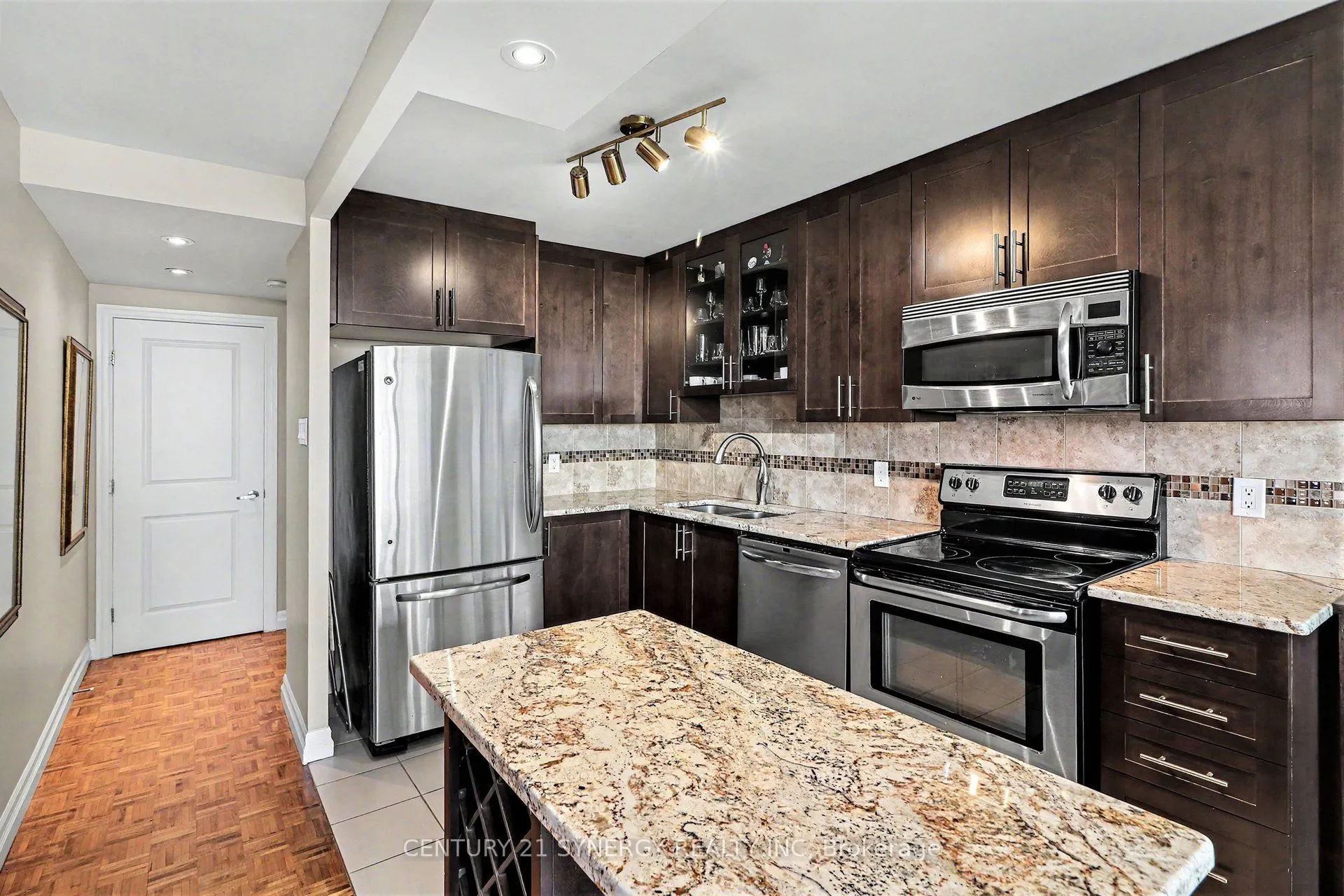 158B McArthur Avenue #1202