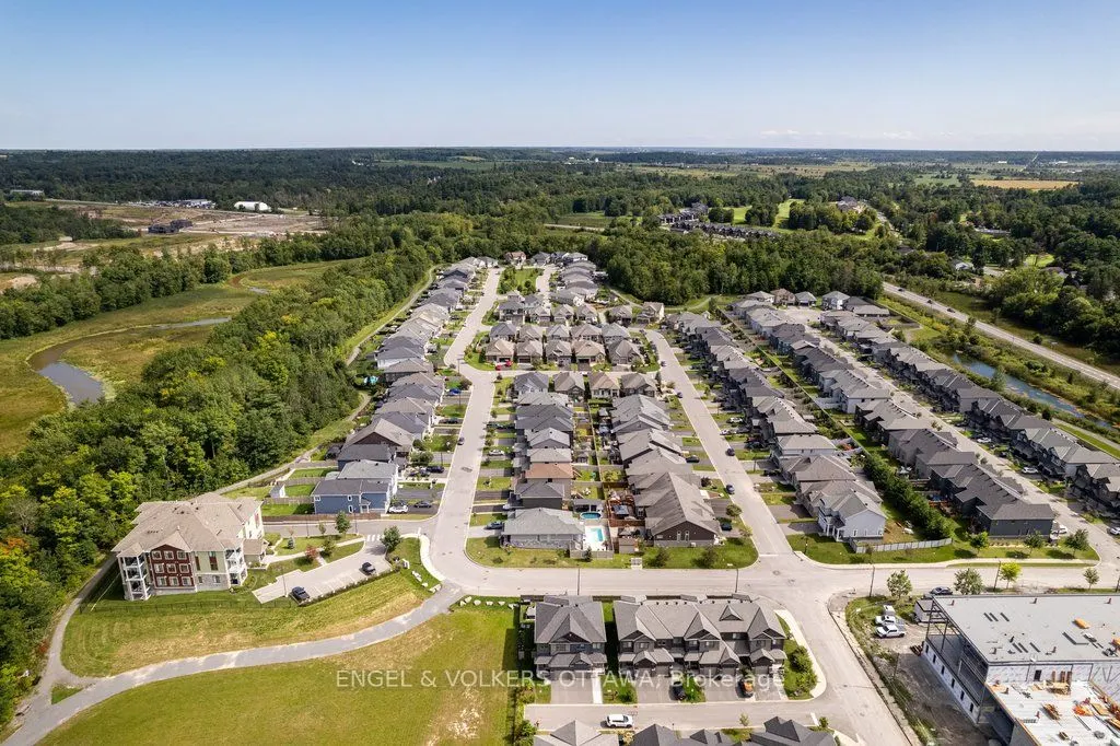 413 Premiere Lane