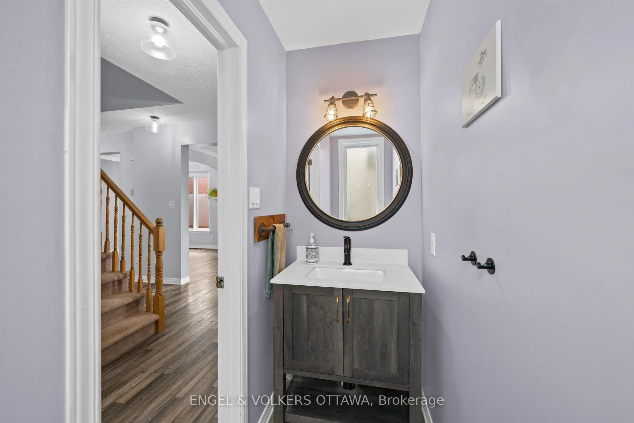 1121 Rocky Harbour Crescent