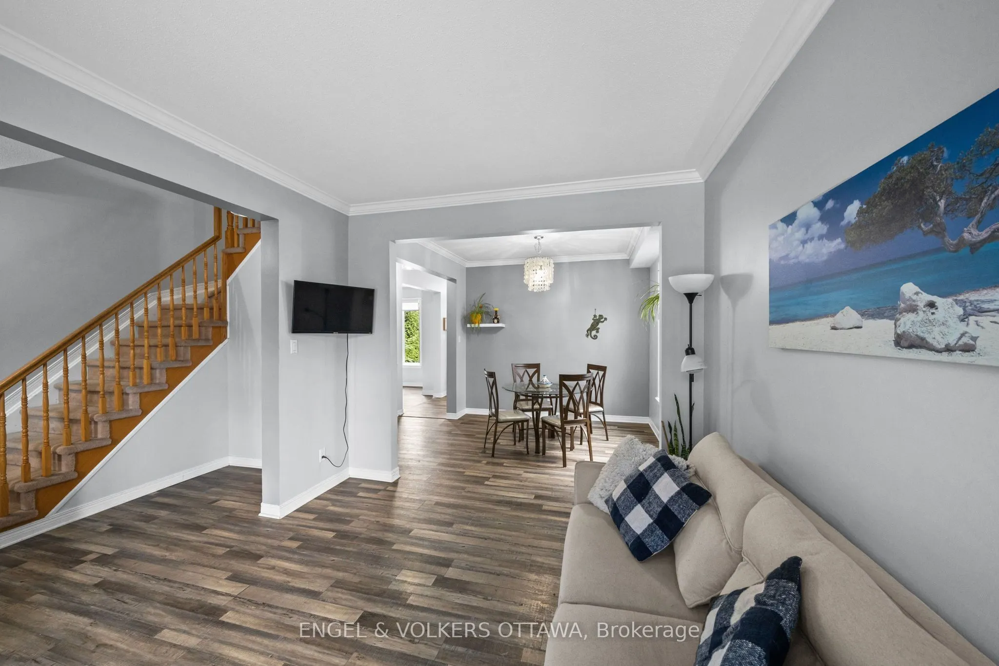 1121 Rocky Harbour Crescent