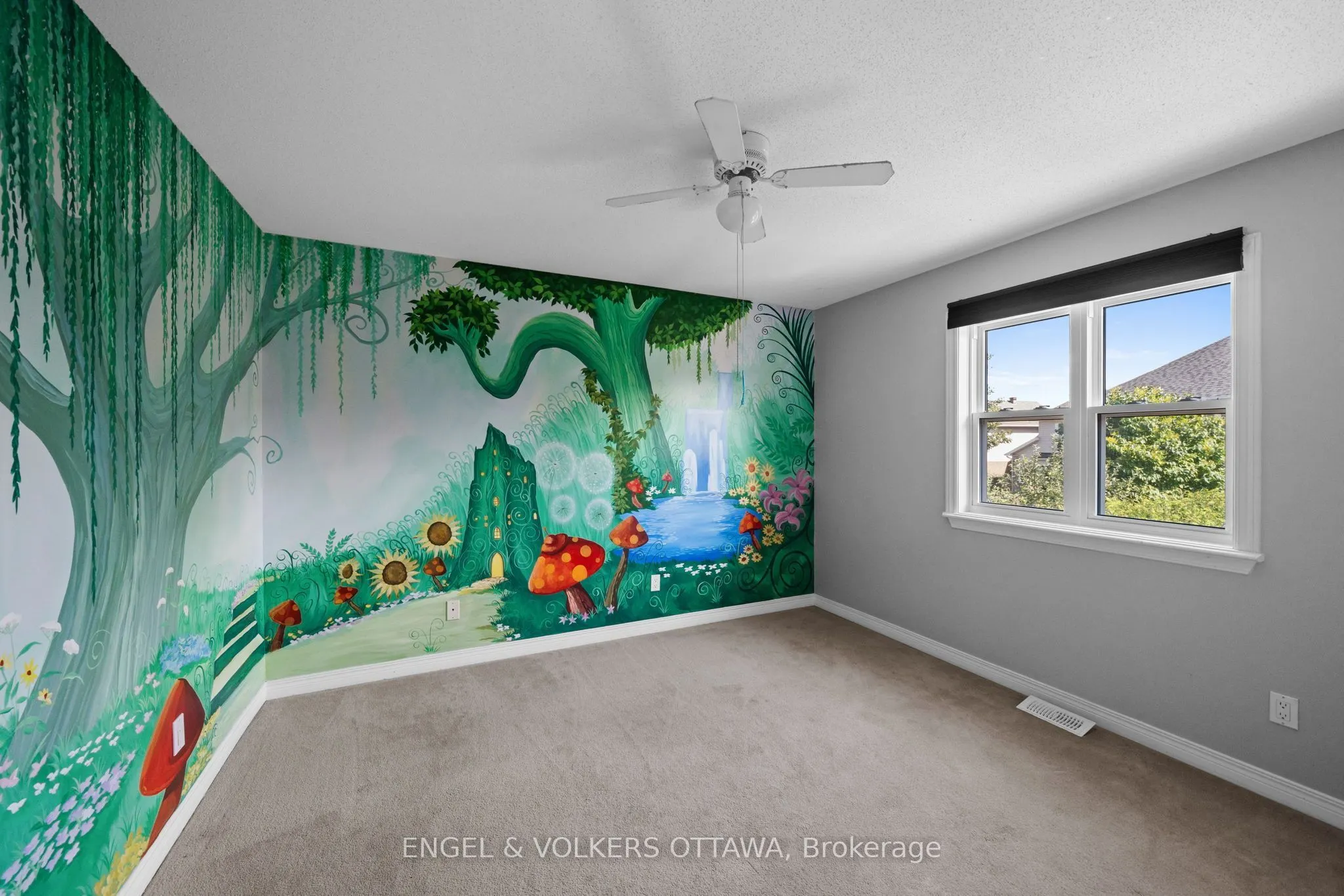 1121 Rocky Harbour Crescent