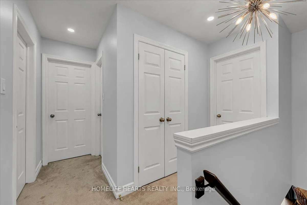 21 Bronte Court