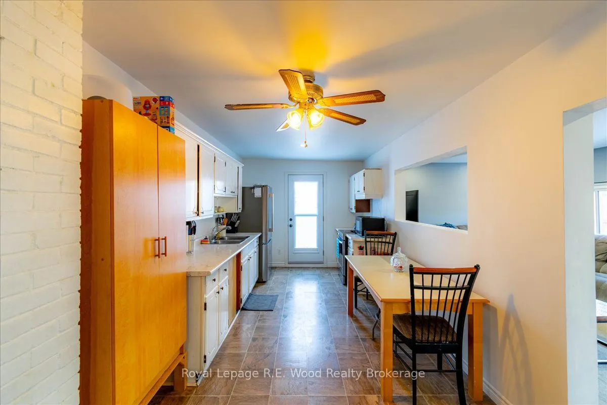 44 Stover Street N