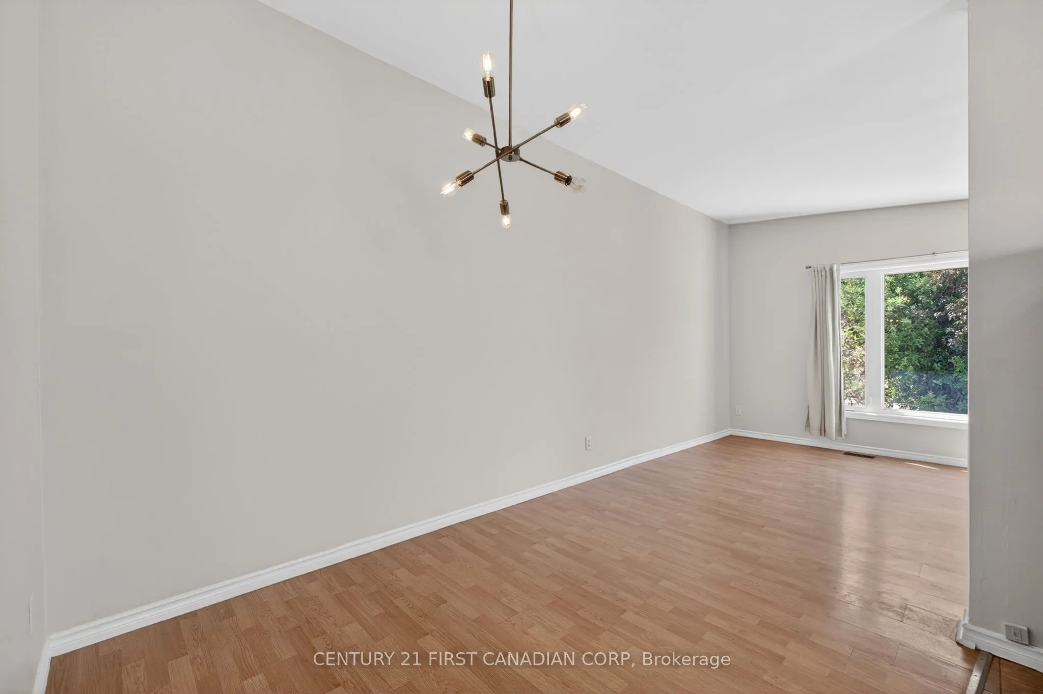 372 Dieppe Street