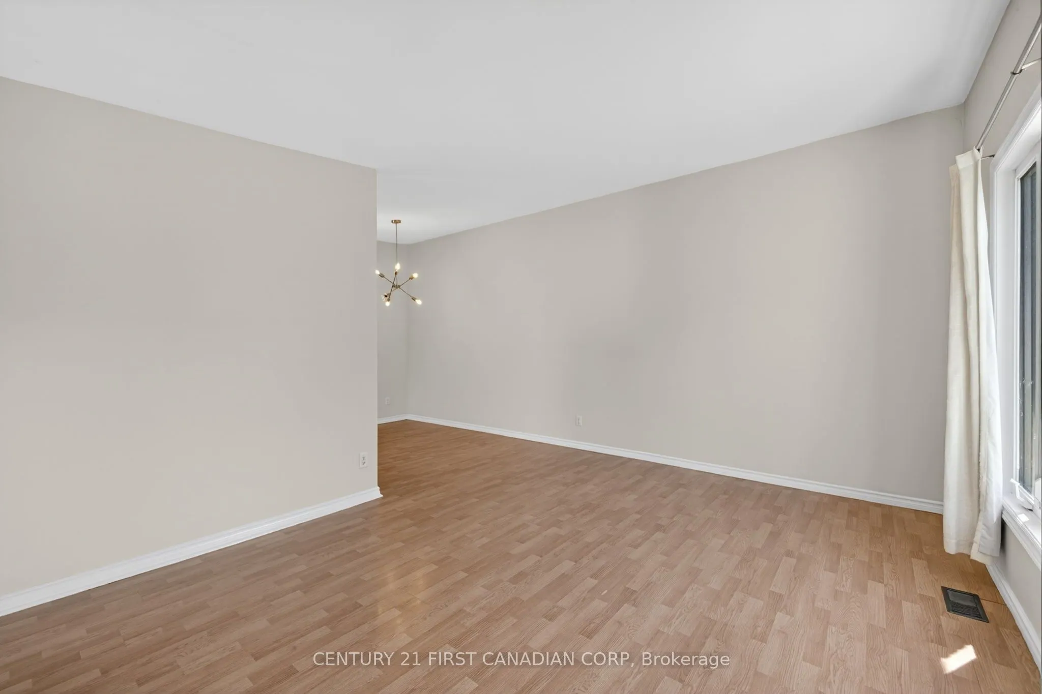 372 Dieppe Street