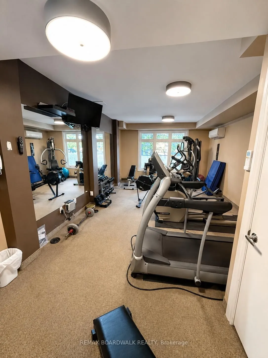 323 Winona Avenue #306