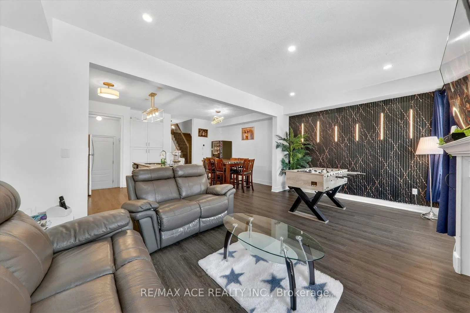 171 Snowbridge Way #26