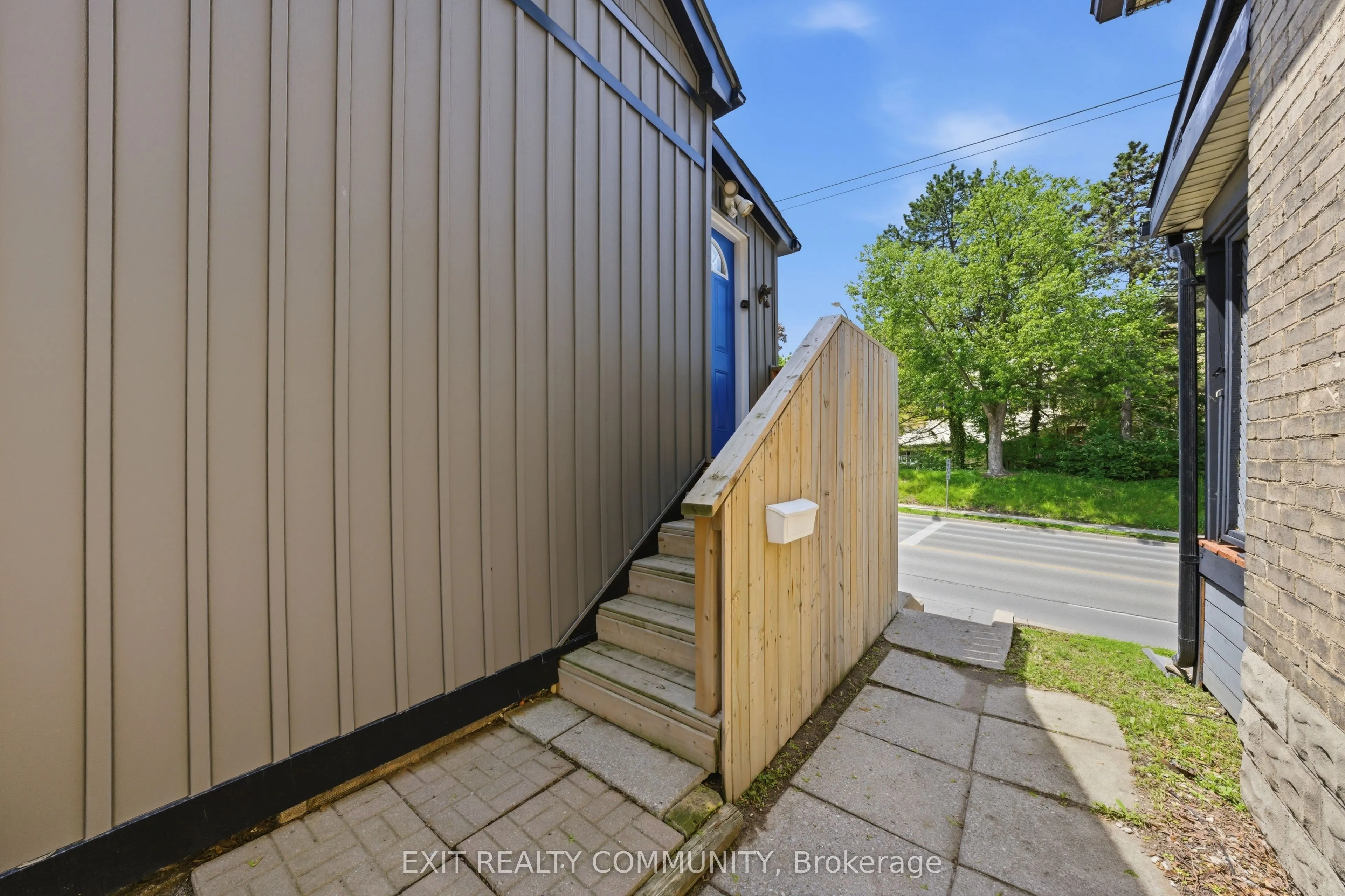 20 Wharncliffe Road S