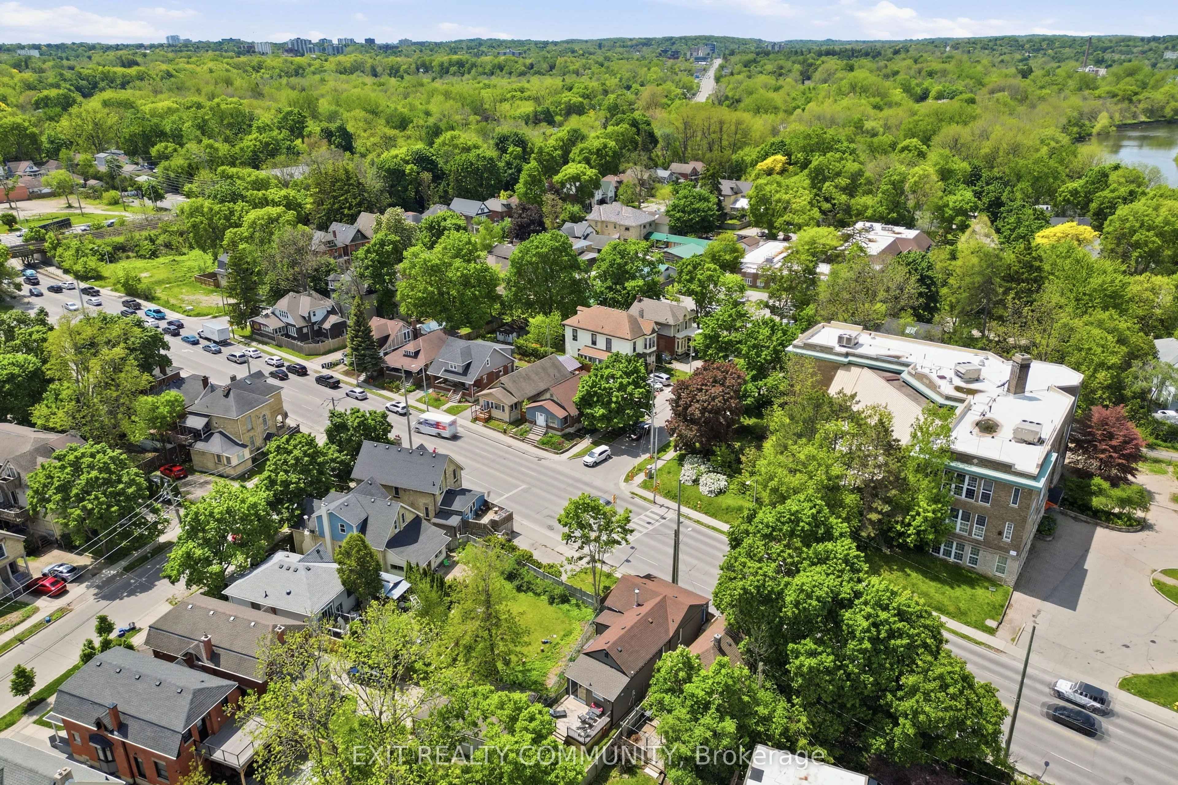 20 Wharncliffe Road S