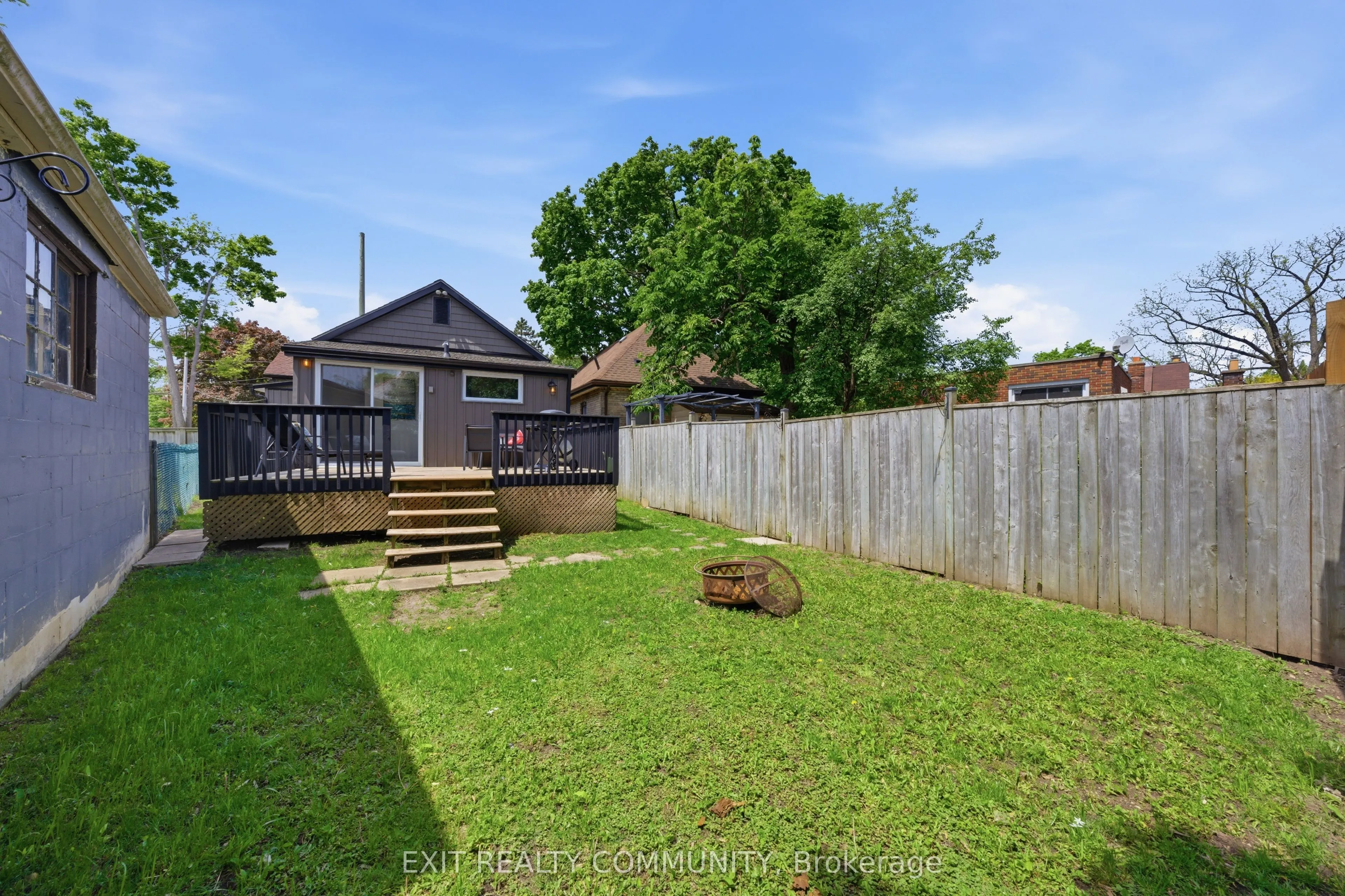 20 Wharncliffe Road S