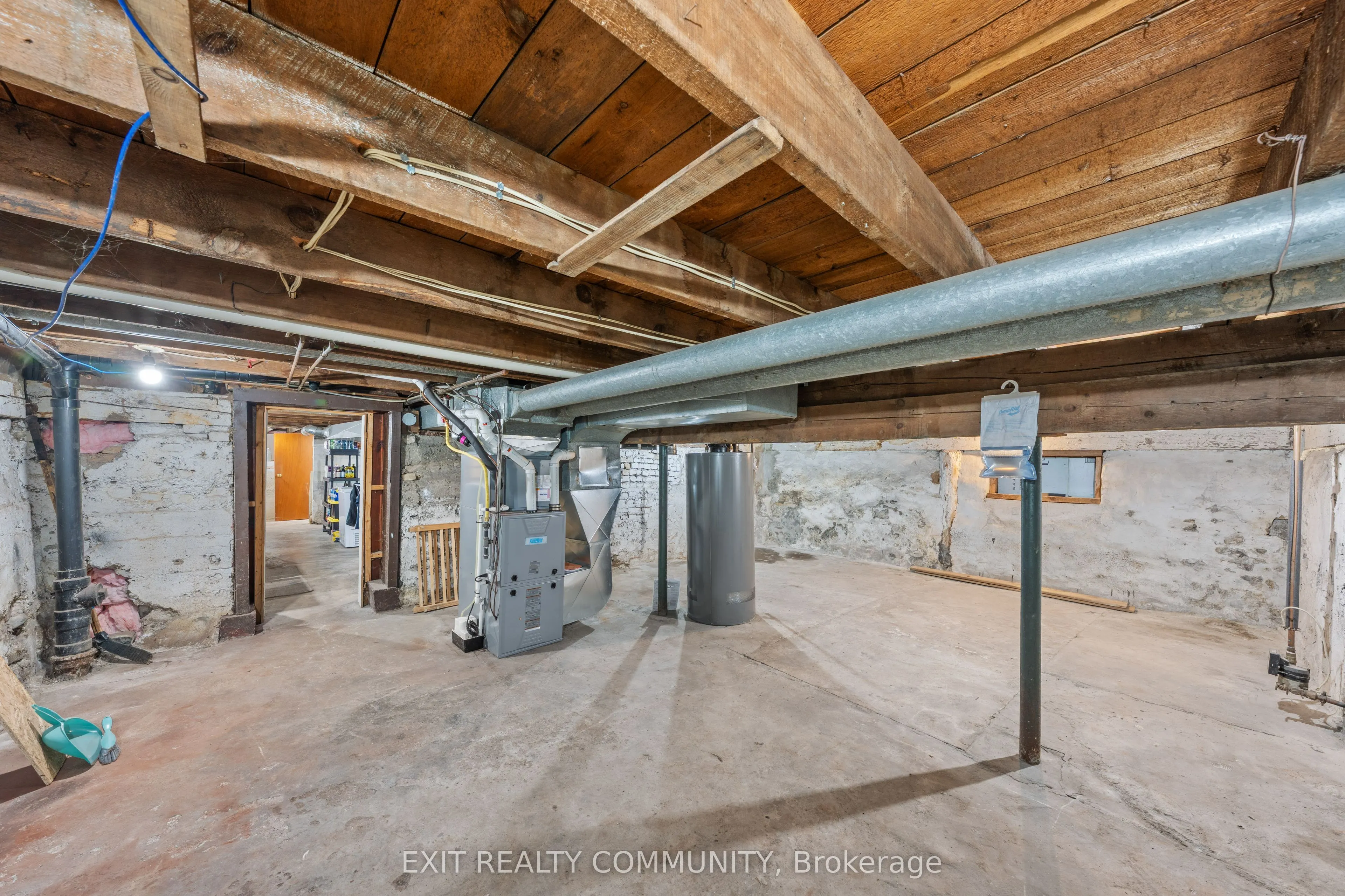 20 Wharncliffe Road S