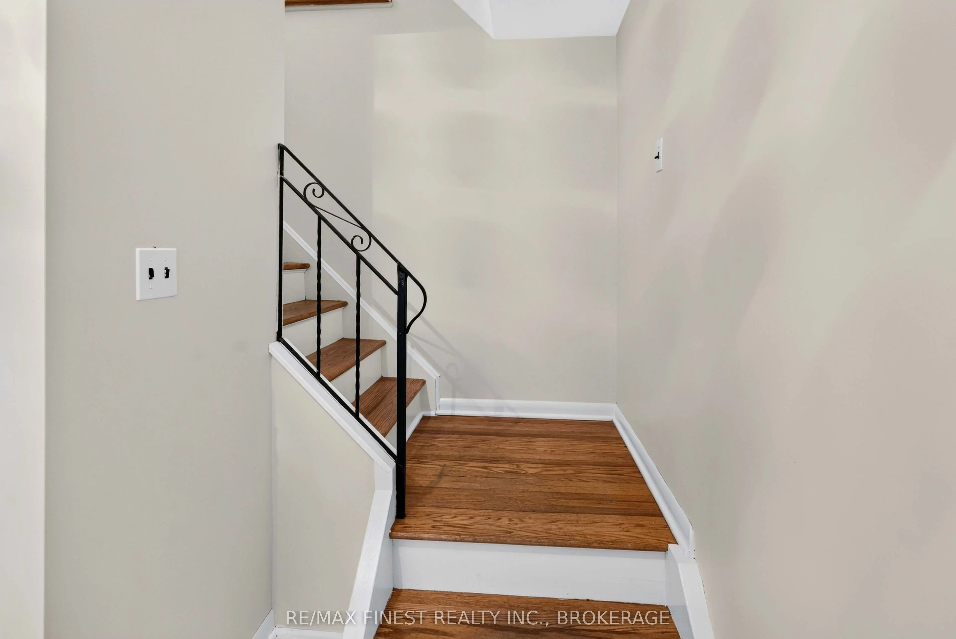 92 Cliff Crescent