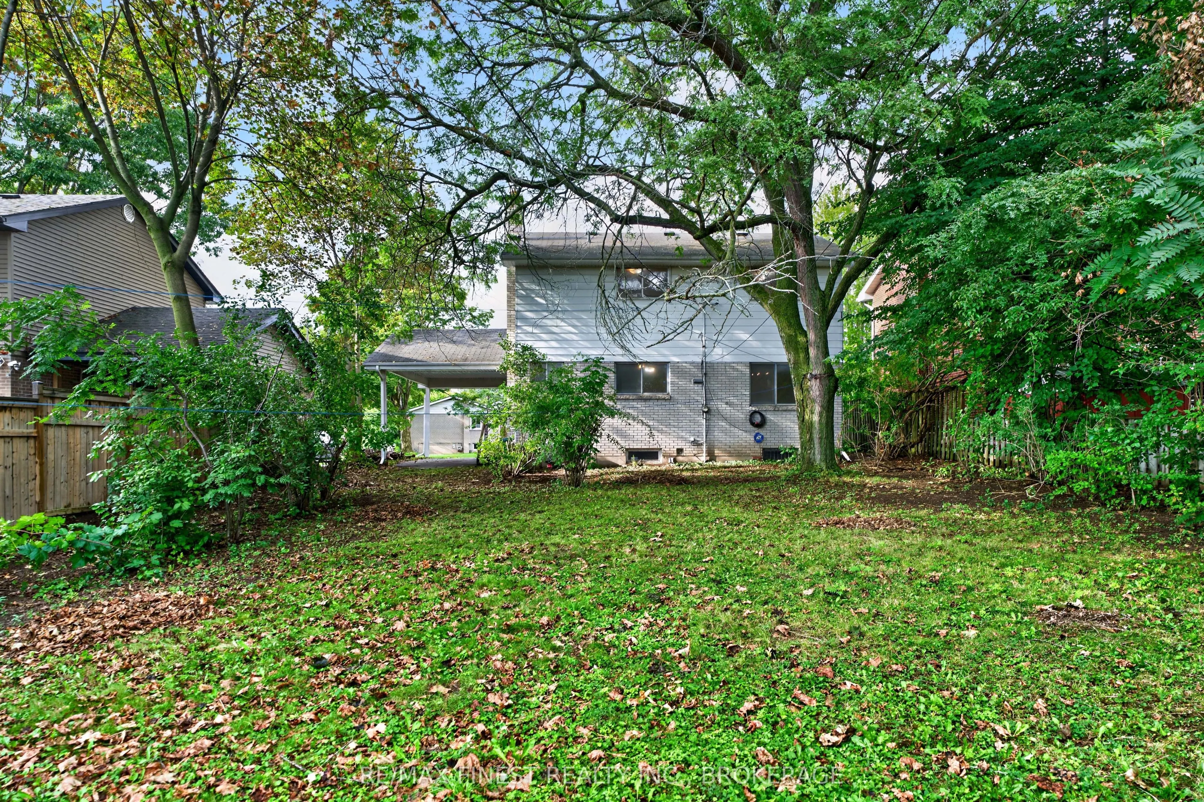 92 Cliff Crescent