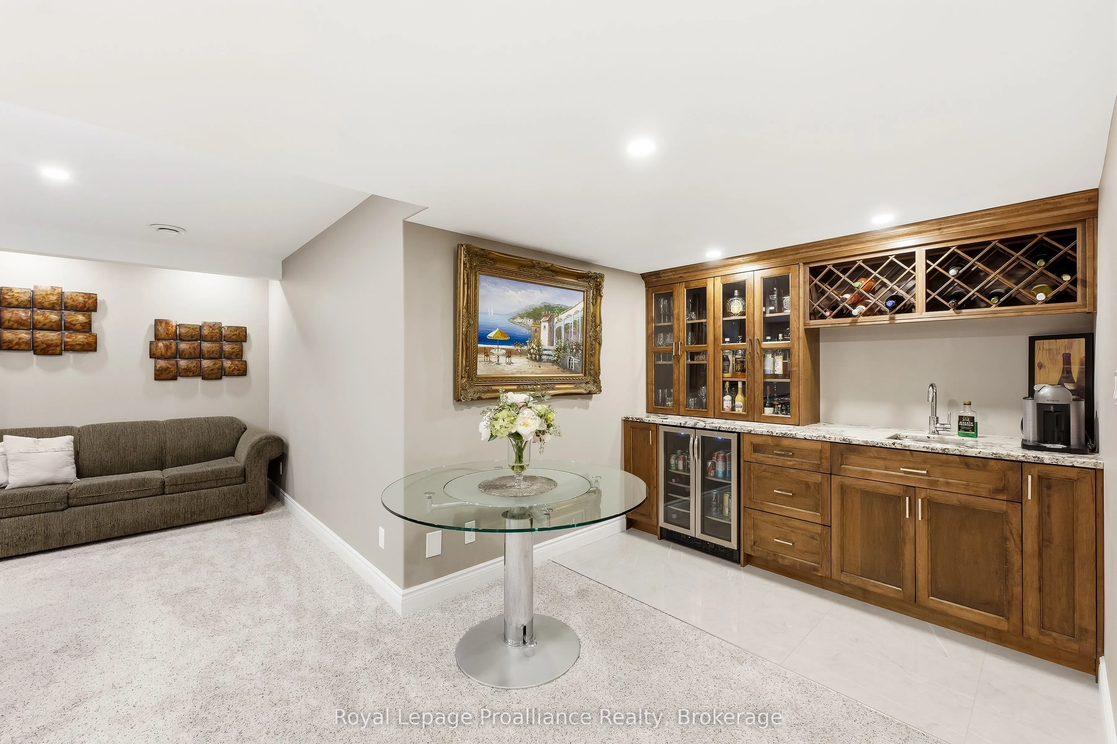 1 Cardinal Court