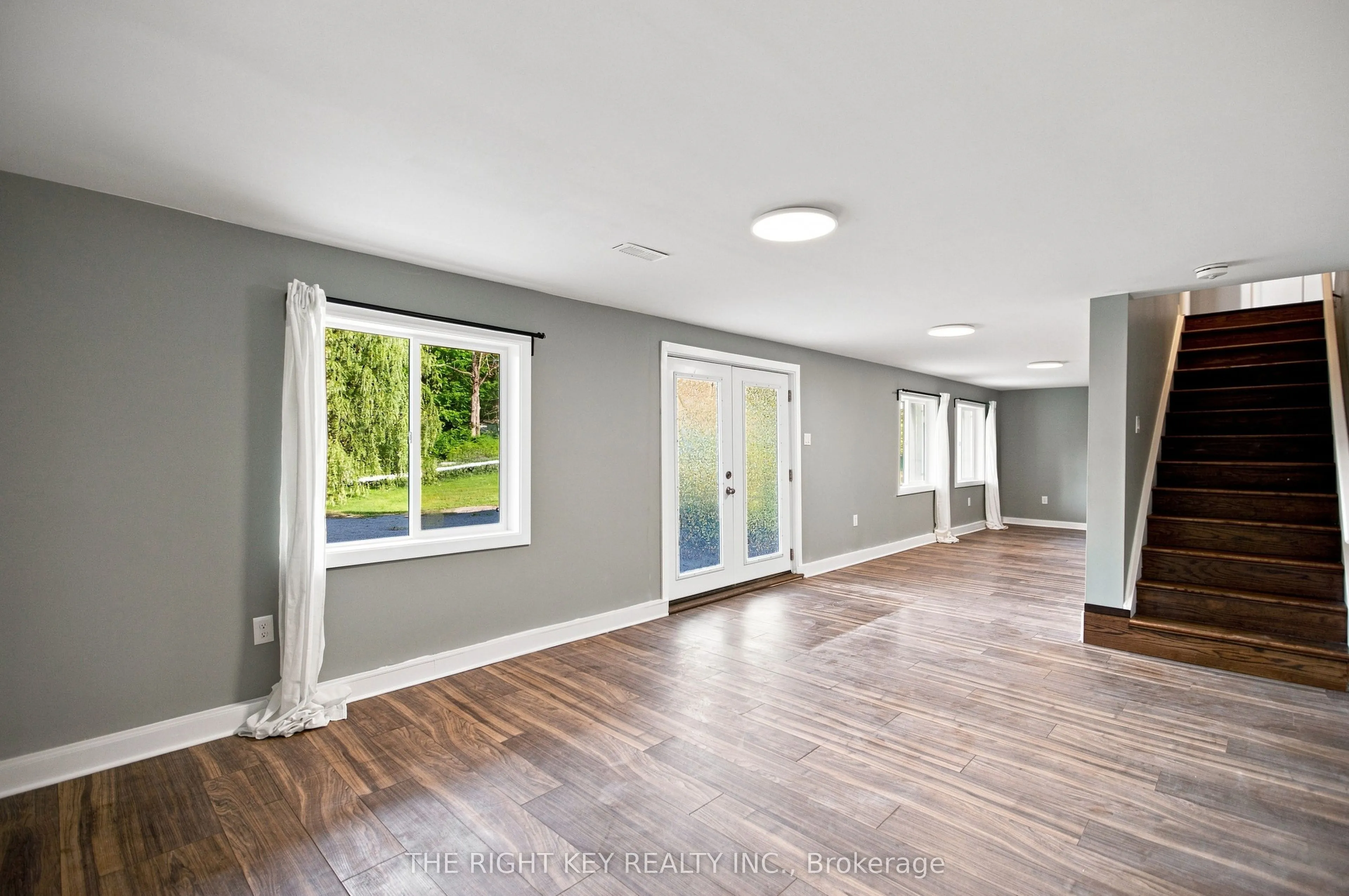 16 Stacey Drive