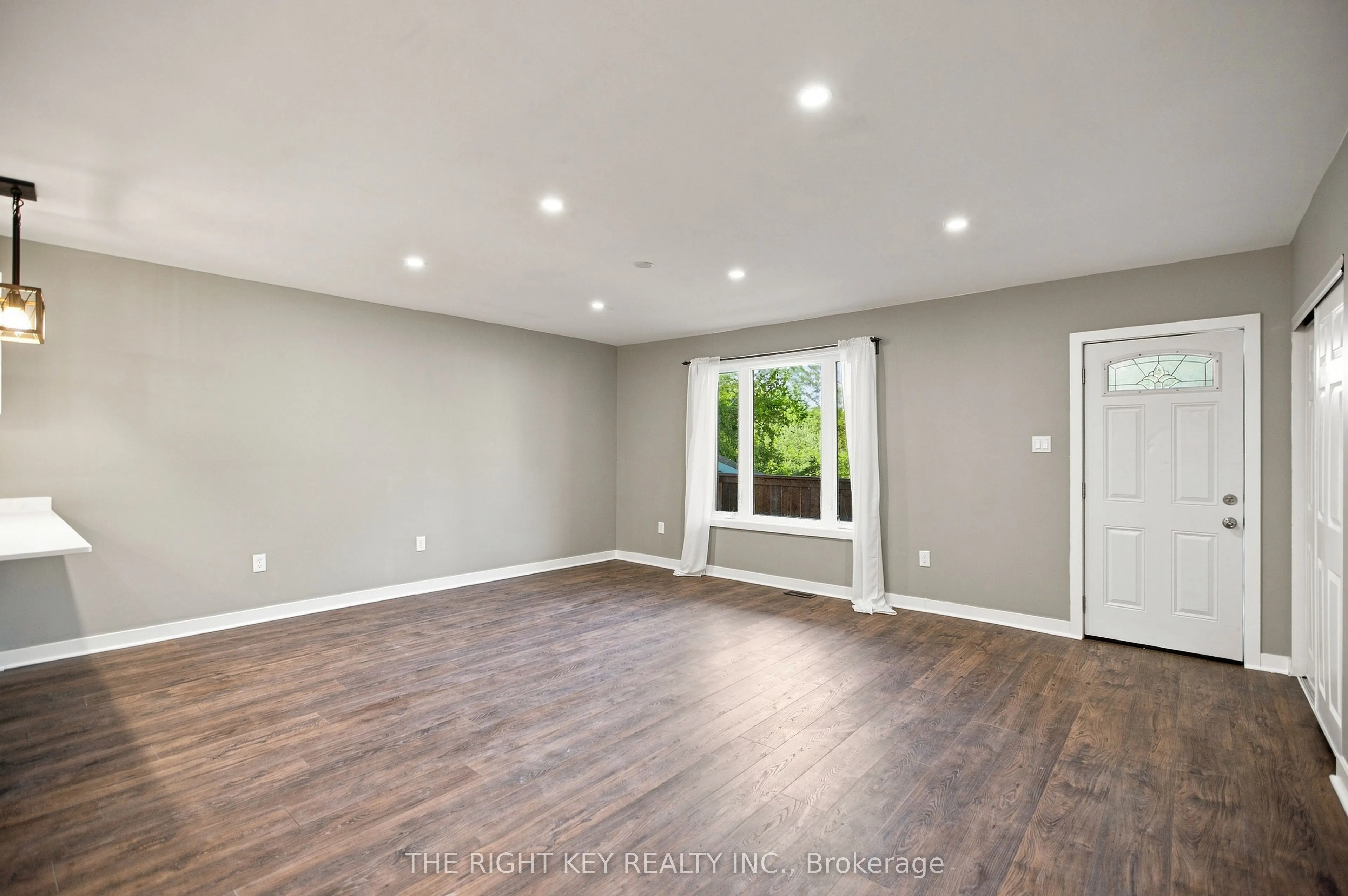 16 Stacey Drive