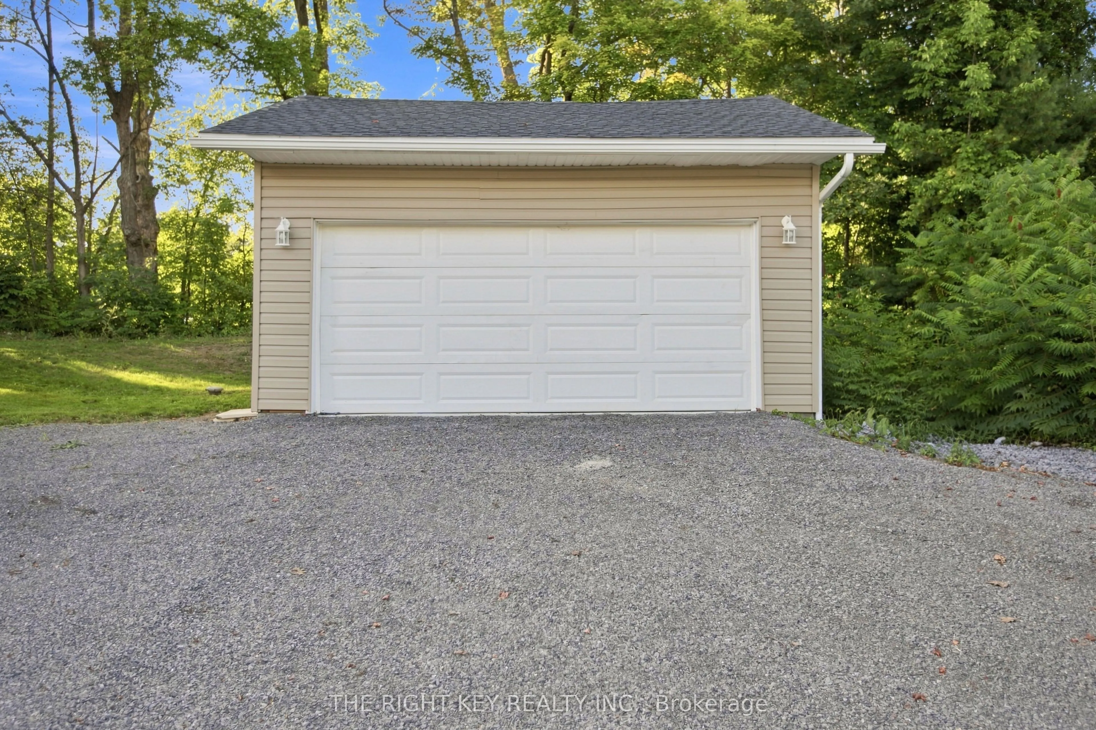 16 Stacey Drive