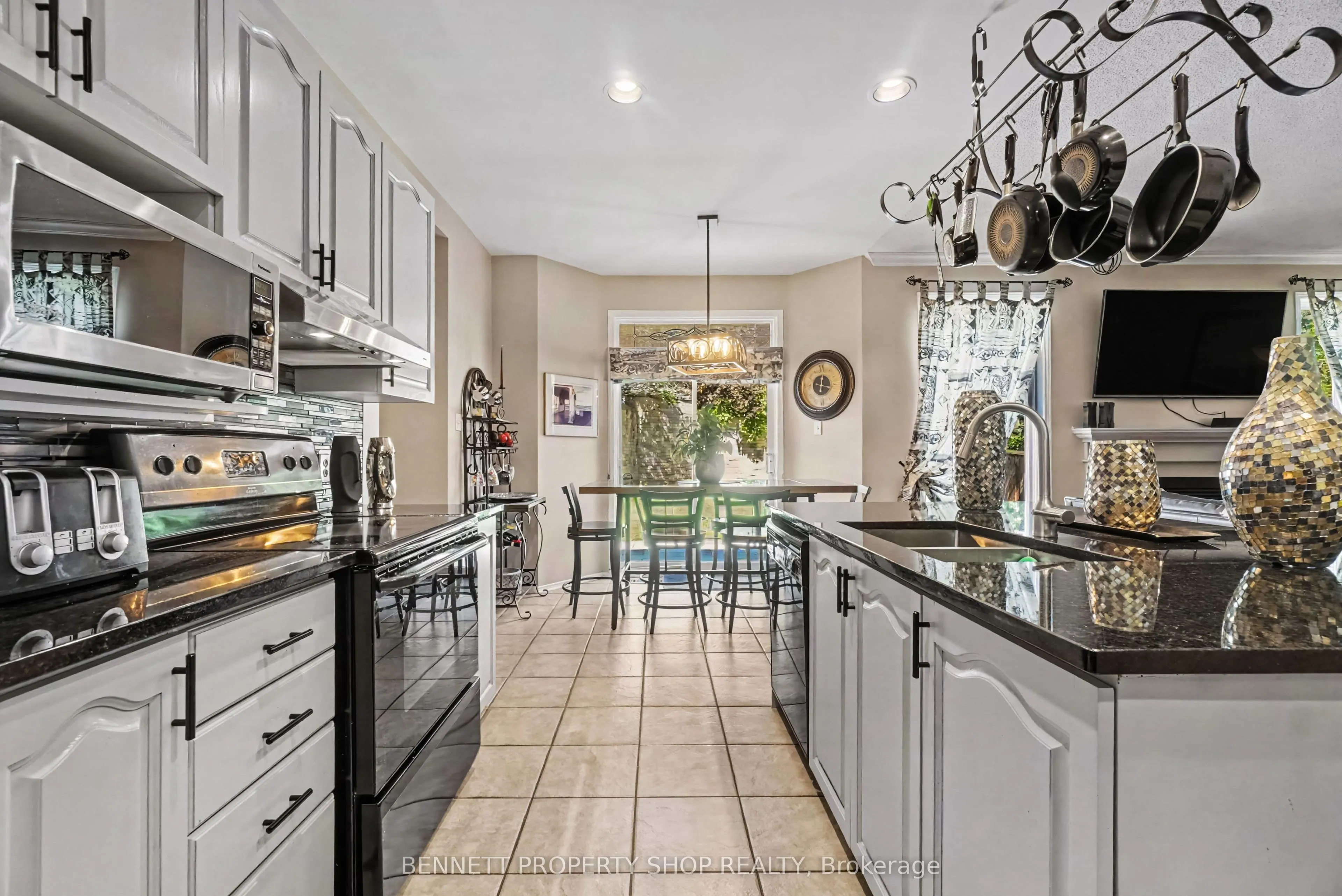 21 Summerwind Crescent