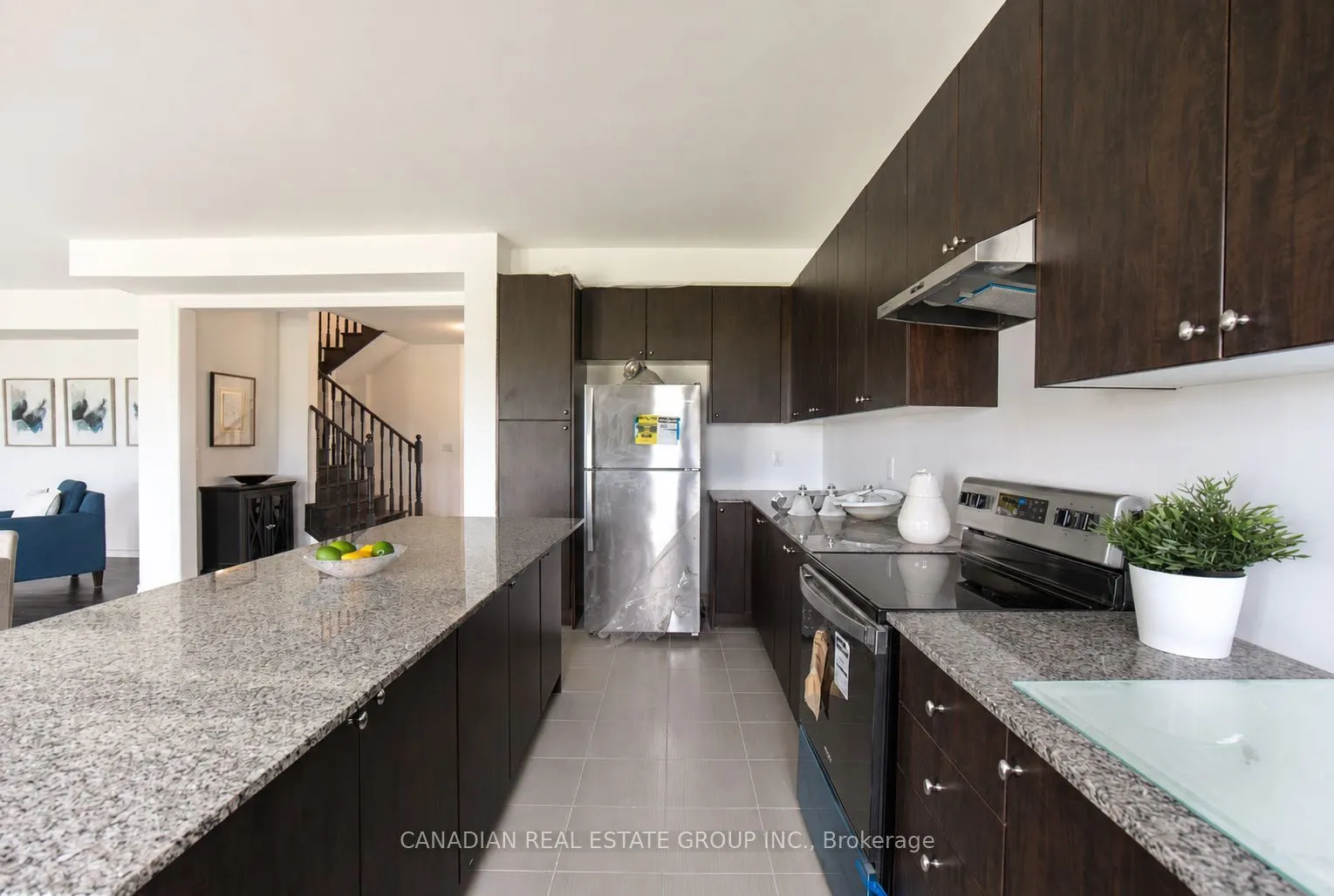 442 Vandusen Avenue