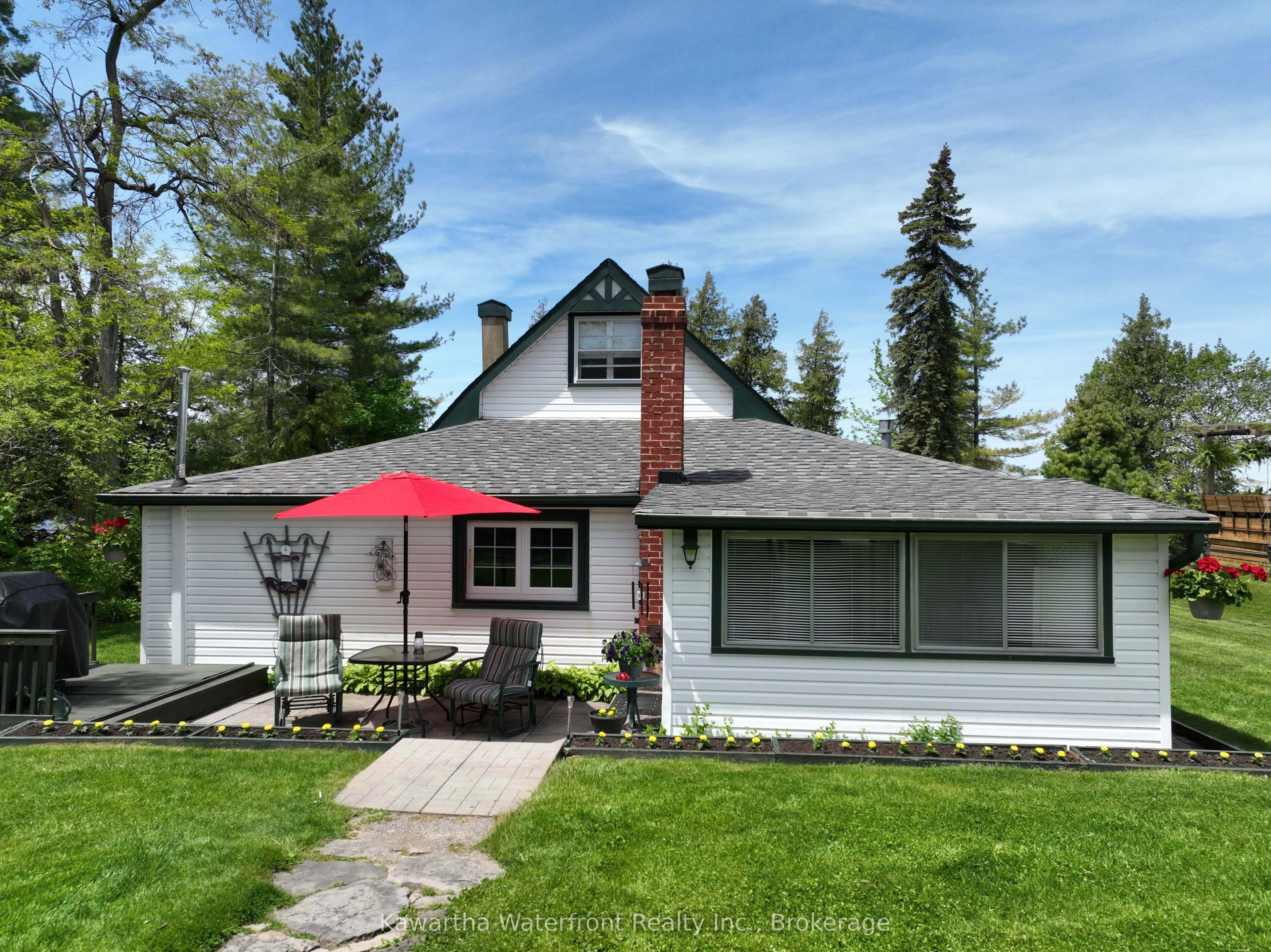 48 Leslie Frost Lane