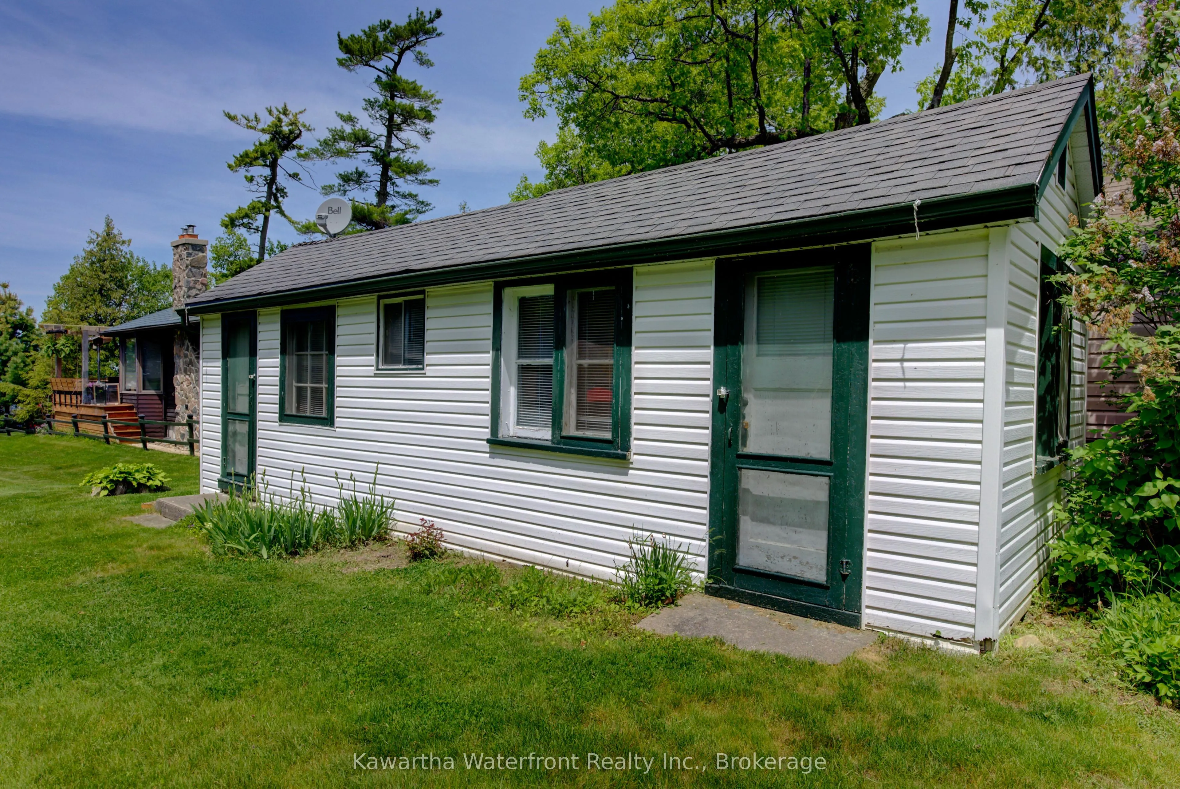 48 Leslie Frost Lane